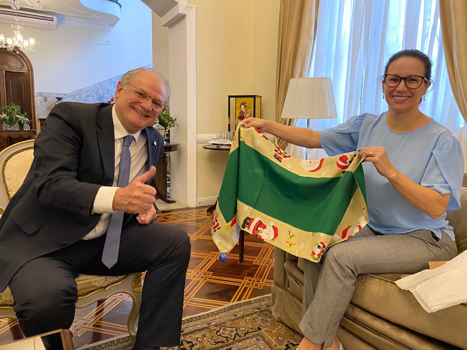 Dr. Vicente dá visibilidade a entidade de Jaraguá que faz enxovais para mães carentes