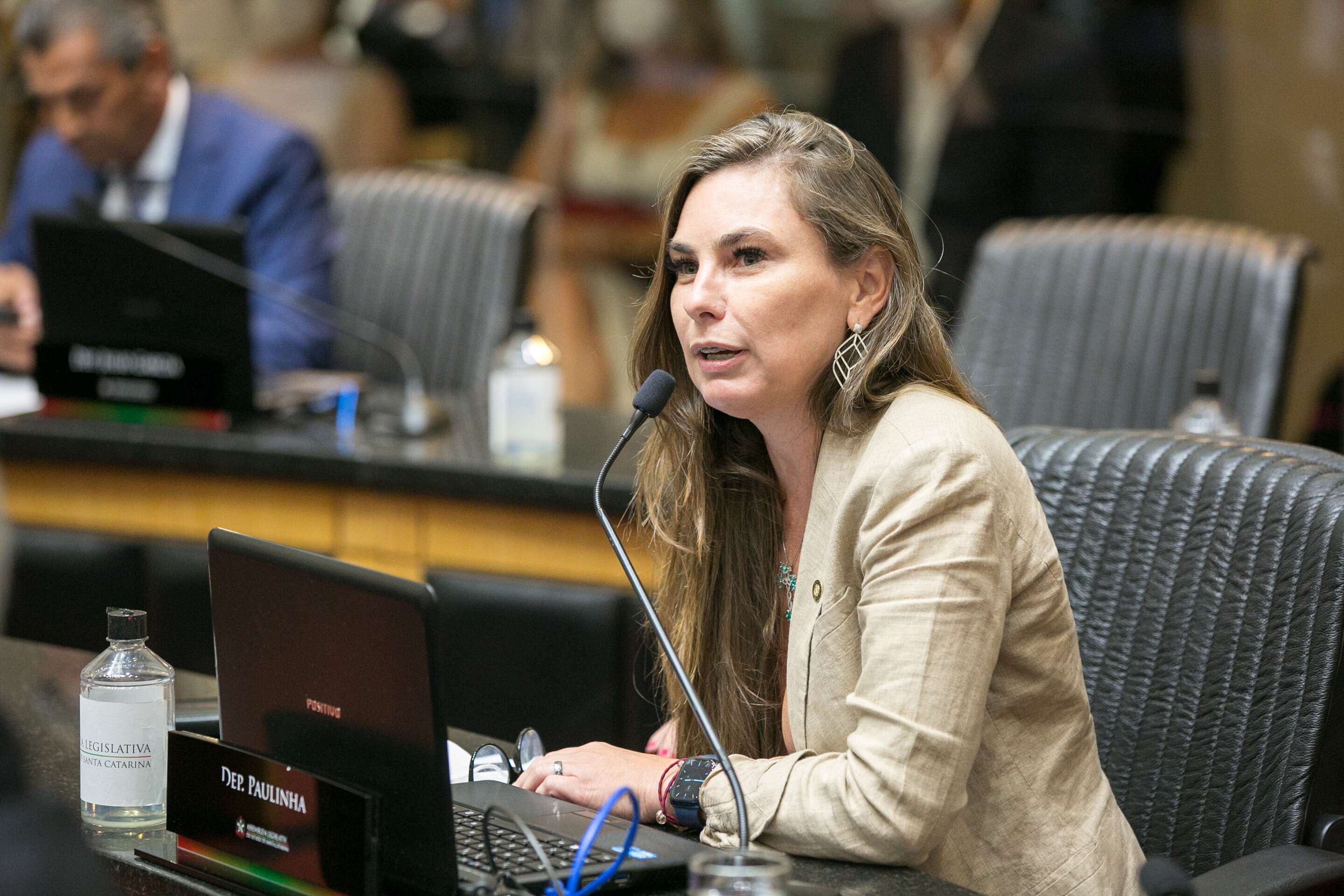 Paulinha defende criação de política pública para público LGBTQIA+ em SC