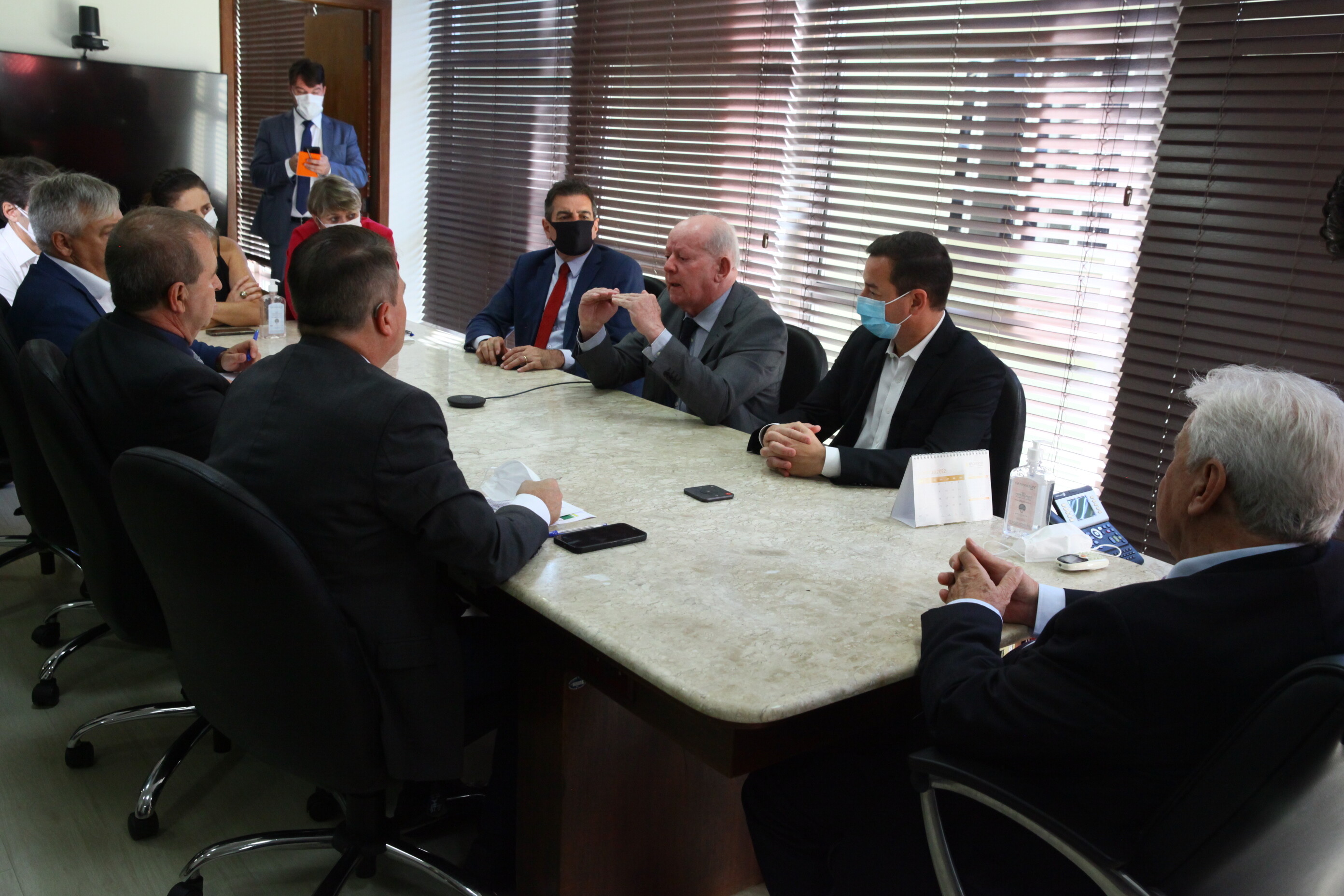 Deputado sugere parceria entre prefeituras e governo para combate à estiagem
