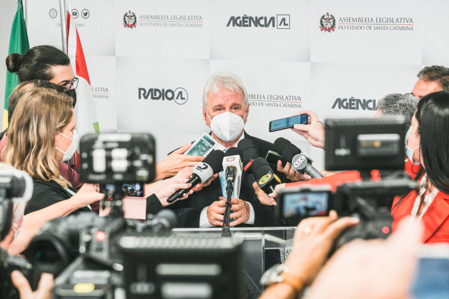 Alesc elege novo presidente e vice-presidente