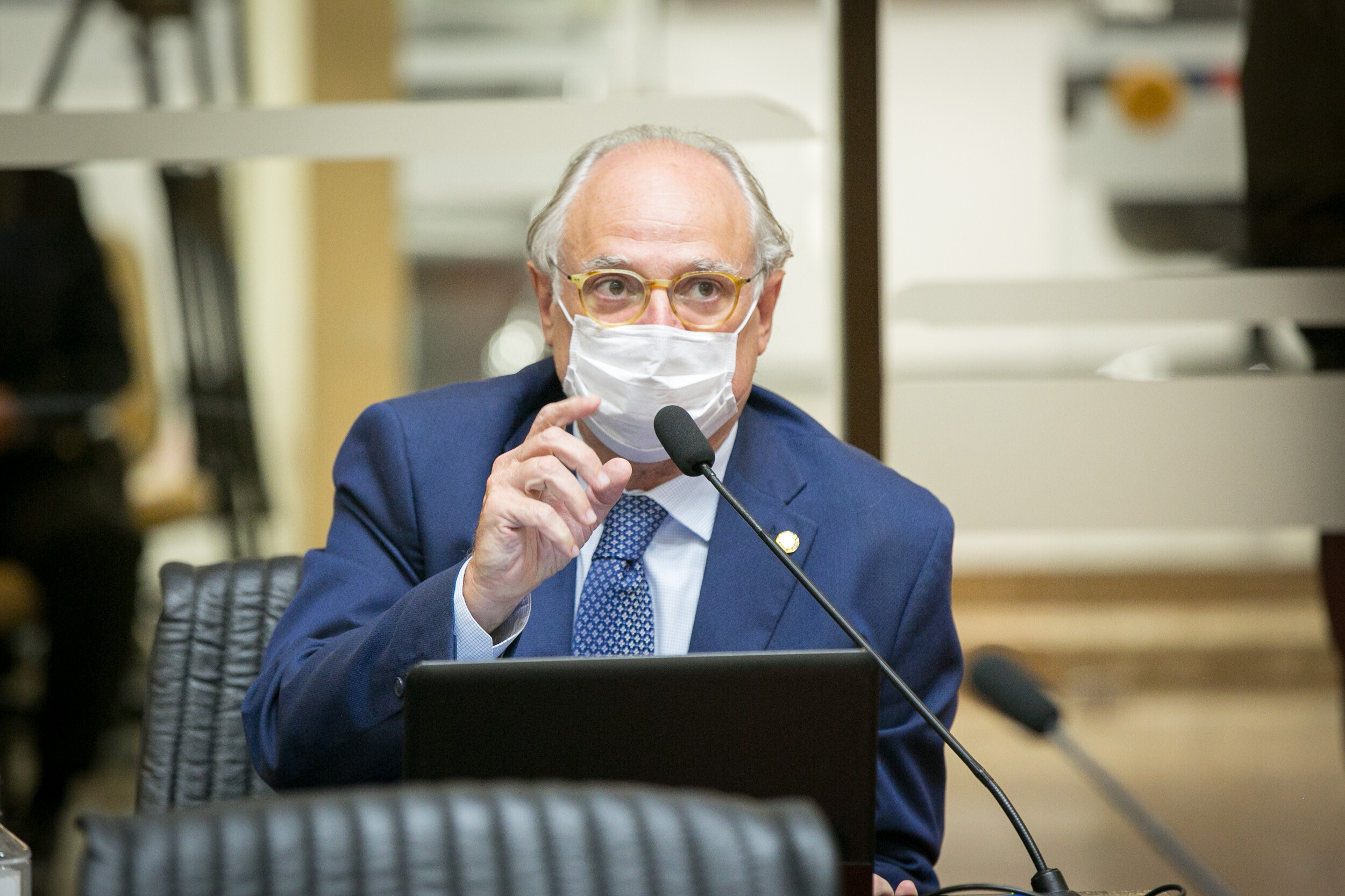 Avançam projetos de Dr. Vicente em prol da pessoa com deficiência