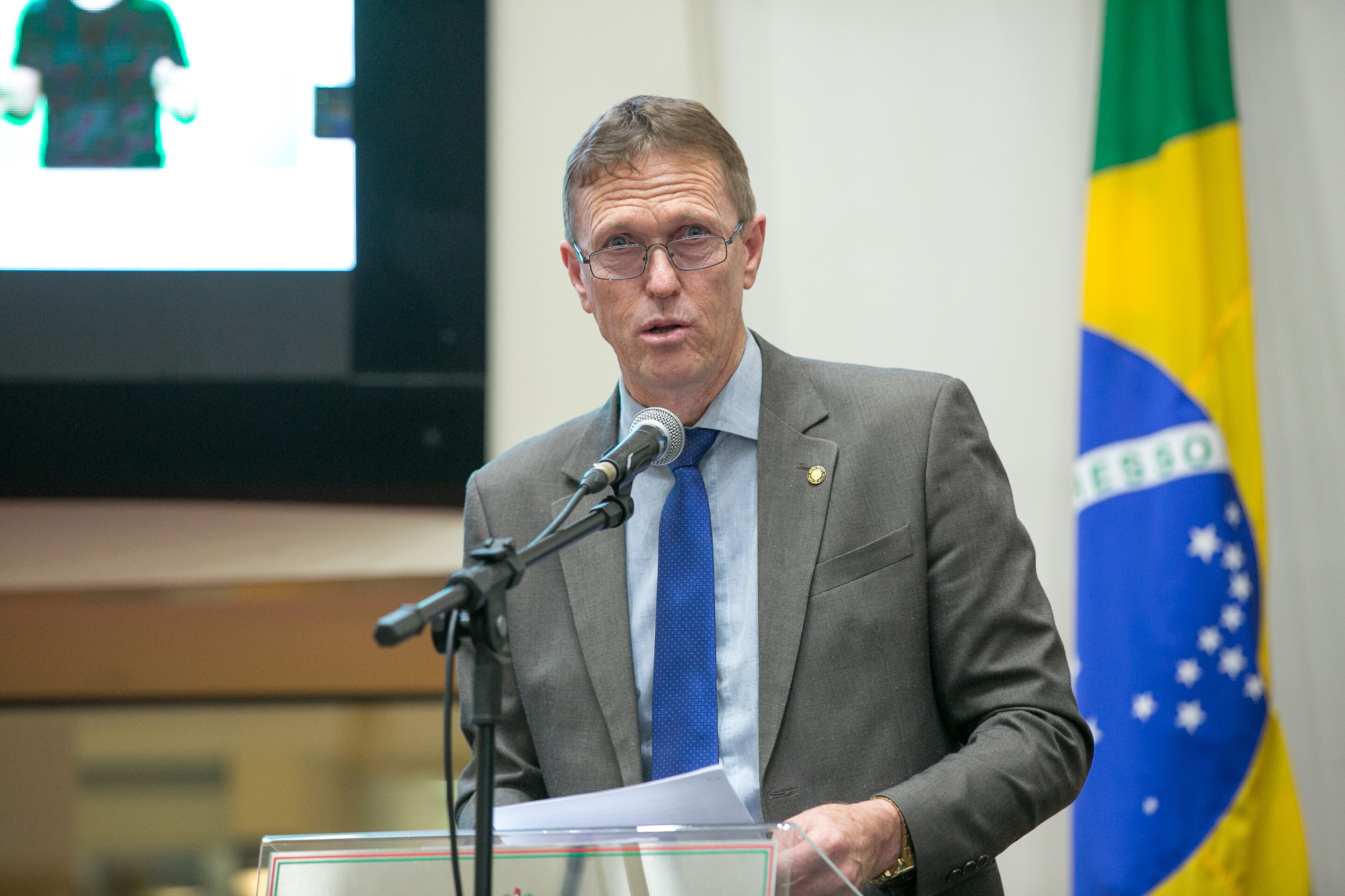 Projeto Golfinho recebe moção na Assembleia Legislativa