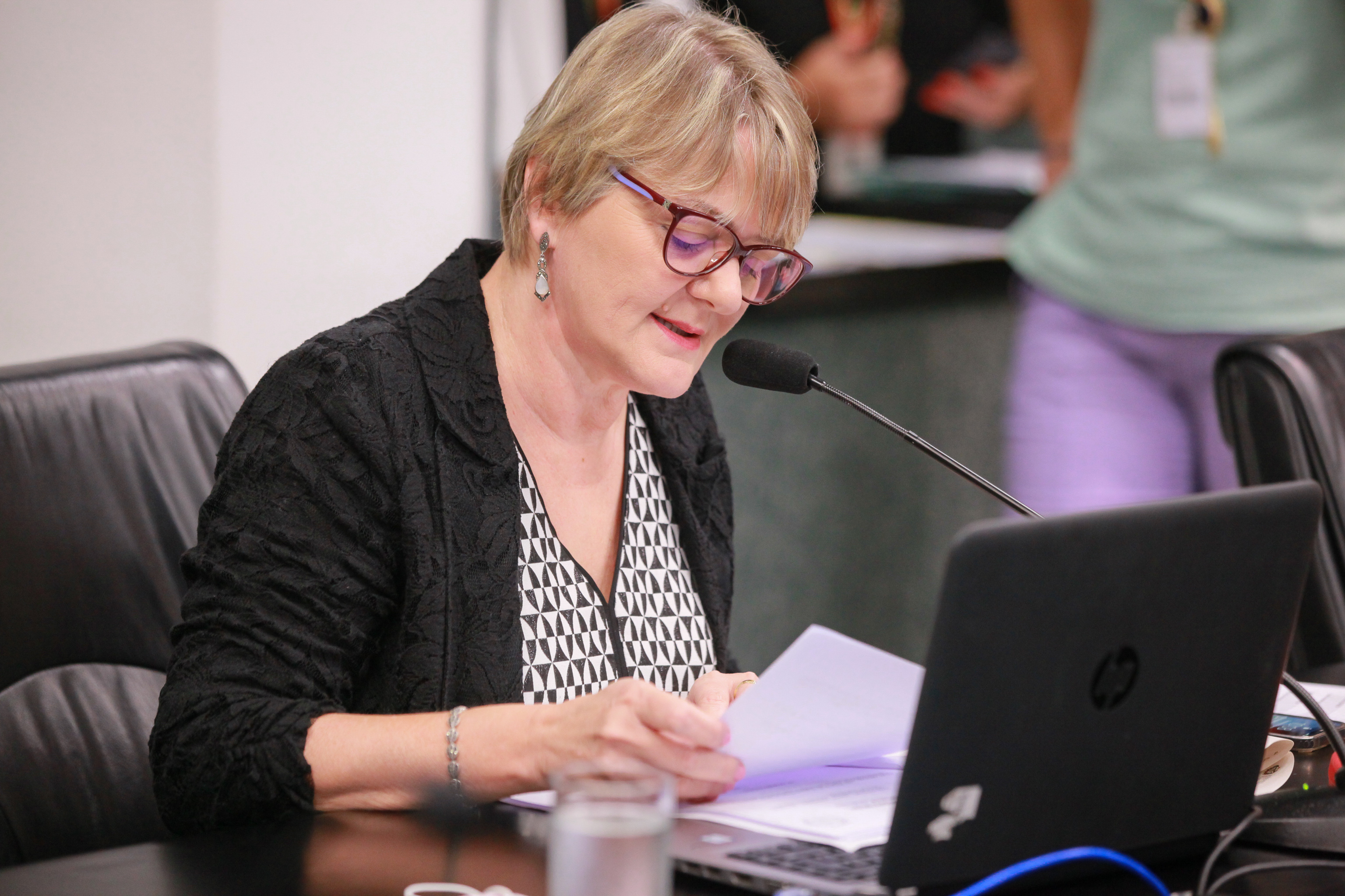 - Deputada Luciane Carminatti (PT)