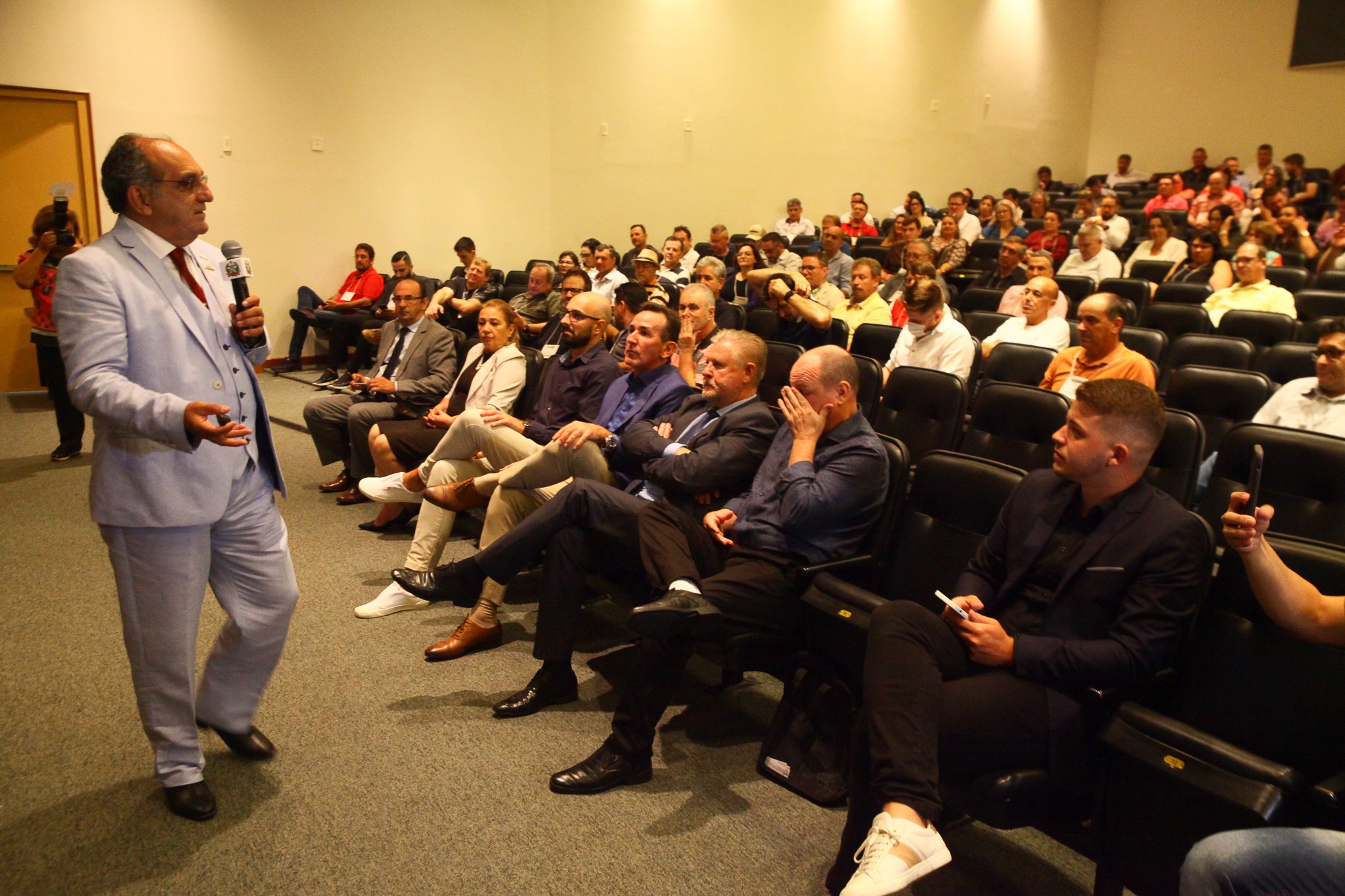 Encontro Estadual dos Vereadores 2022 - Prof. Dr. Elias Rocha Gonçaves, presidente da Associação das Escolas Legislativas de de Contas do RJ.
