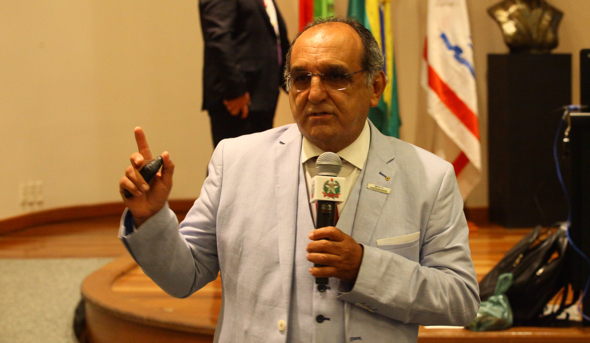 Encontro Estadual dos Vereadores 2022 - Prof. Dr. Elias Rocha Gonçaves, presidente da Associação das Escolas Legislativas de de Contas do RJ.