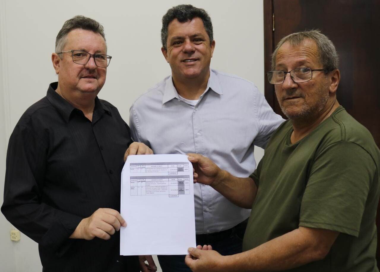 Naatz trata de emendas de R$ 1,6 milhão para Médio e Alto Vale