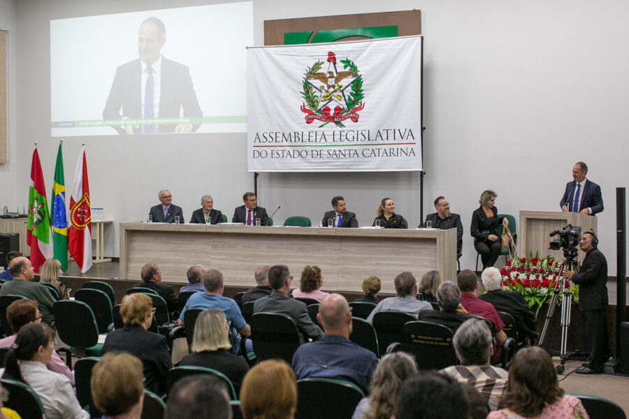 Sessão Solene em Homenagem aos 88 anos da Indaial
