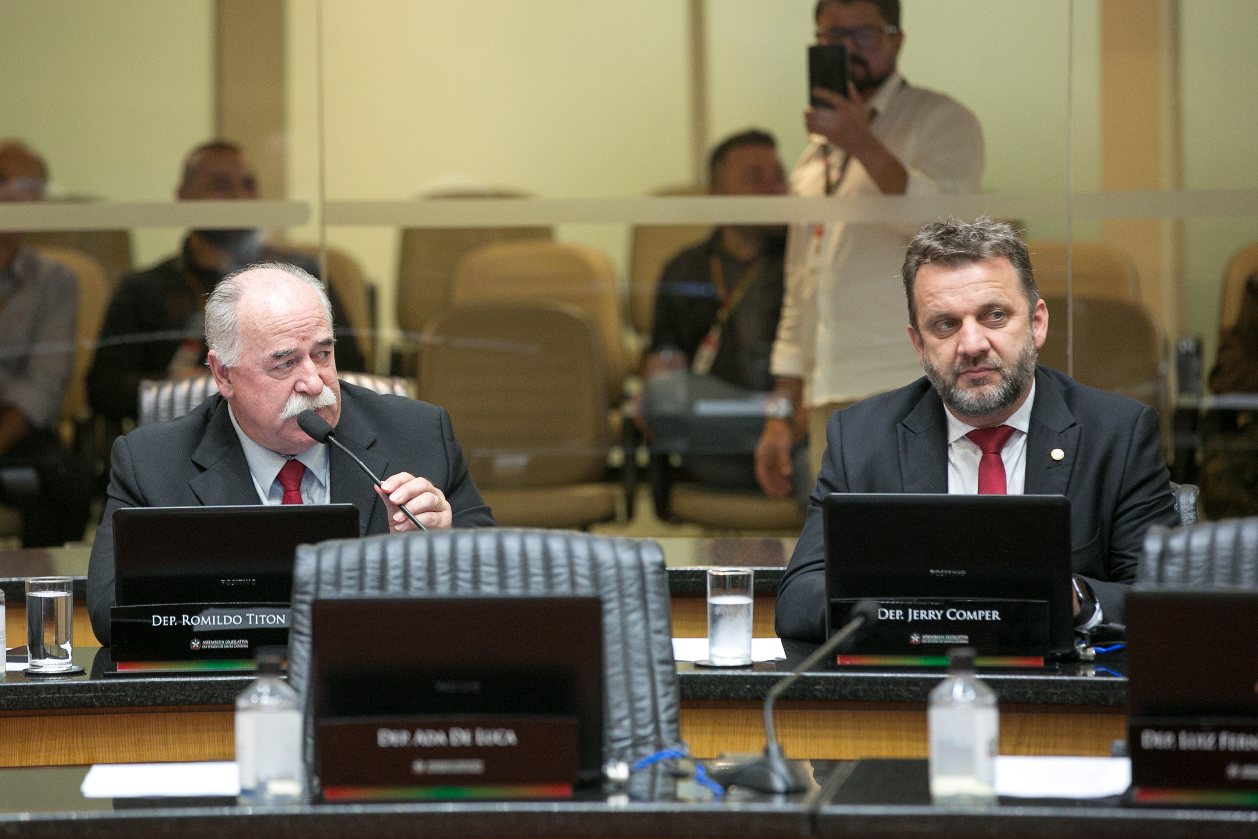 Deputado Romildo Titon (MDB) e Deputado Jerry Comper (MDB)