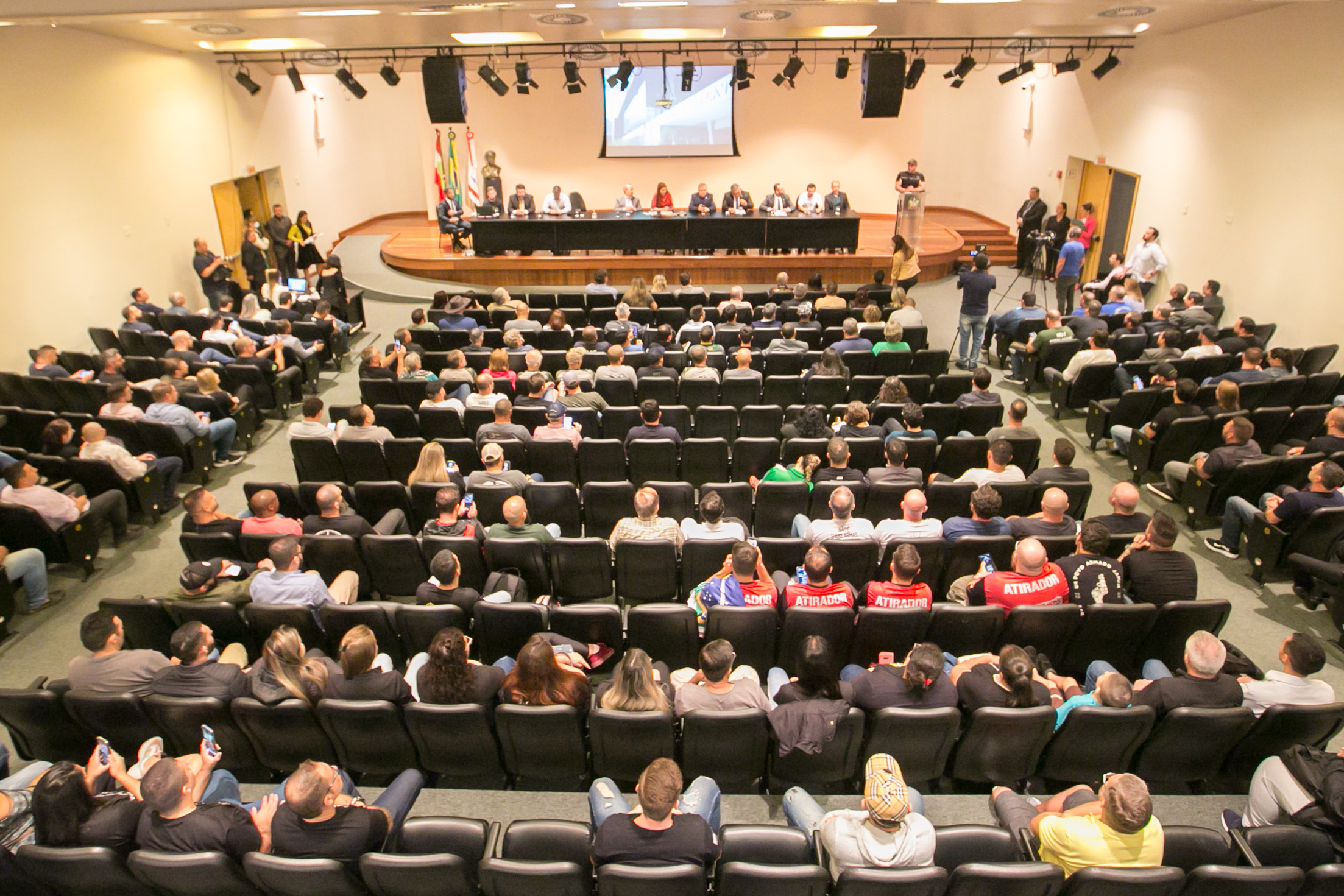 AUDIÊNCIA PÚBLICA – Reconhecer o risco de atividade do atirador desportivo