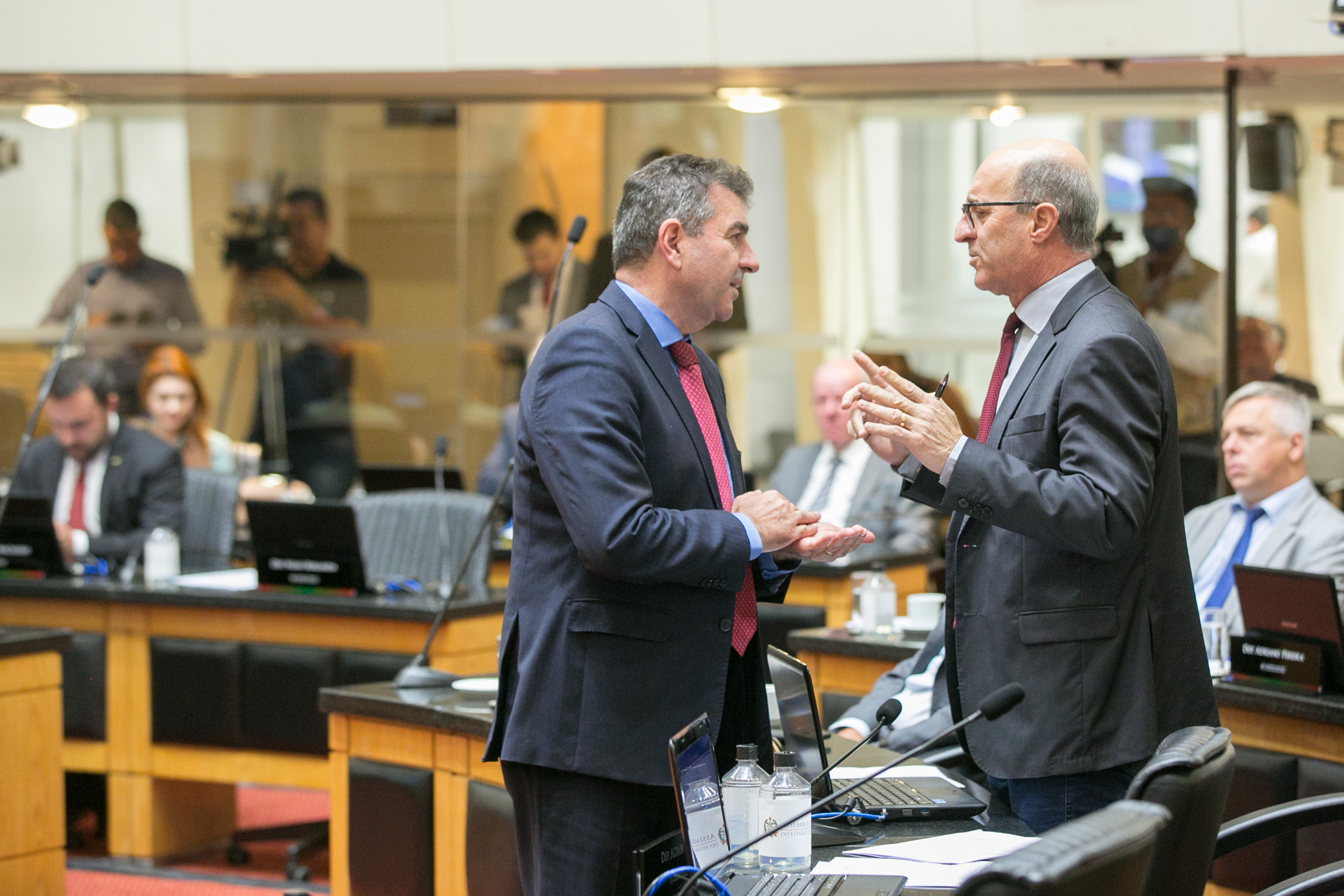 Deputado Valdir Cobalchini (MDB) e Deputado José Milton Scheffer (PP)