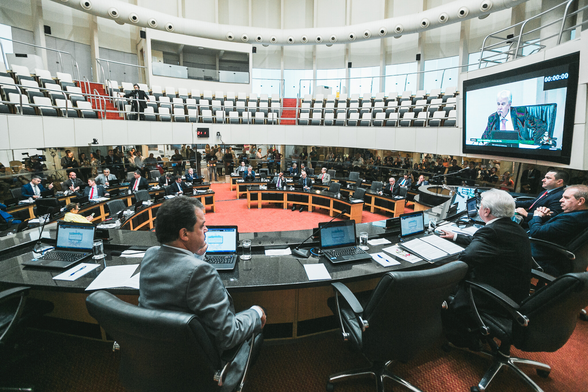 Votação do veto estava prevista para esta semana, mas foi adiada na busca por acordo com o Executivo