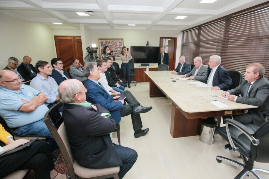 PRESIDÊNCIA: Reunião sobre o ICMS dos combustíveis