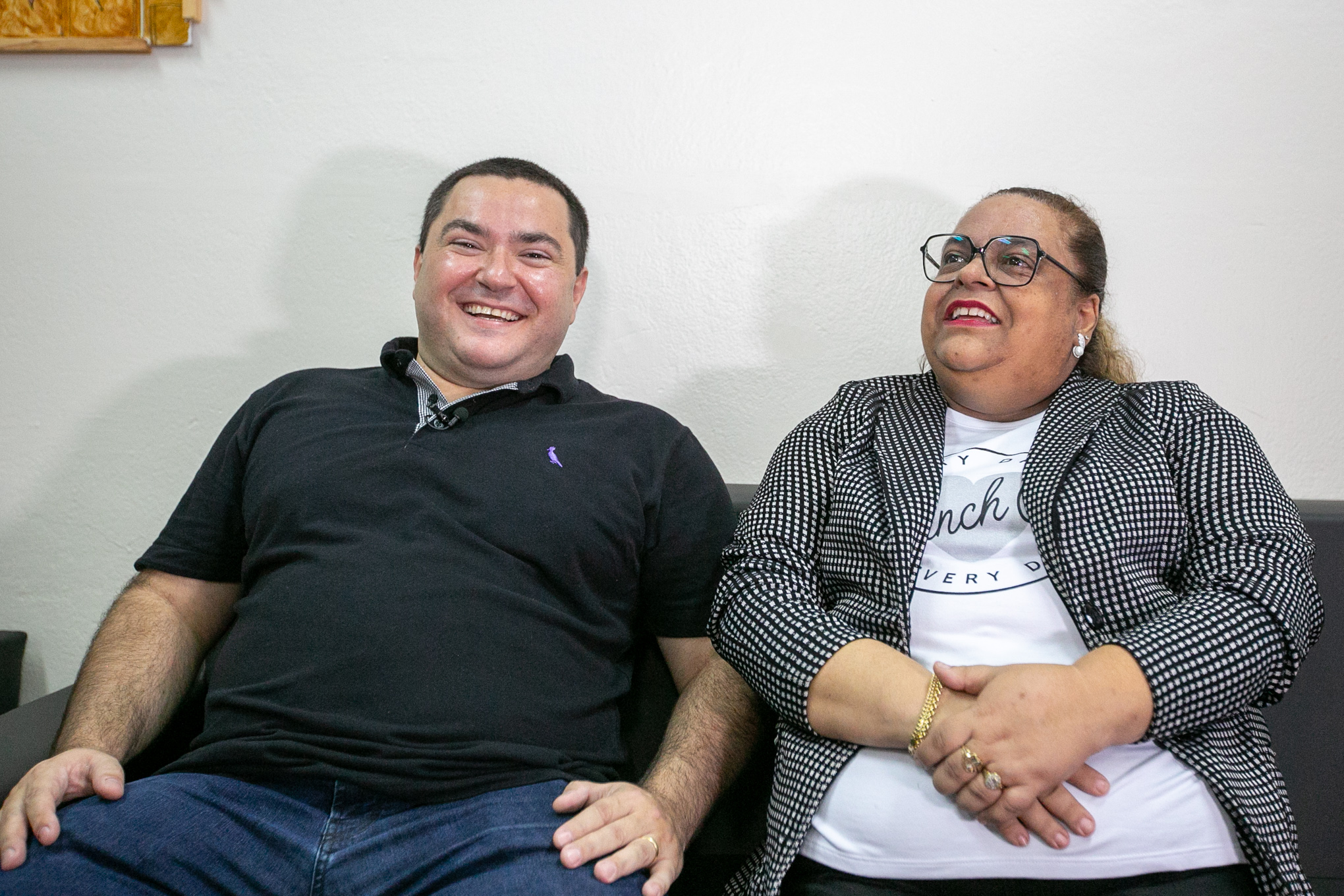 Deputado Ricardo Alba (União Brasil) e diretora EEB Pedro II, Raquel Carla Florentino Koehler