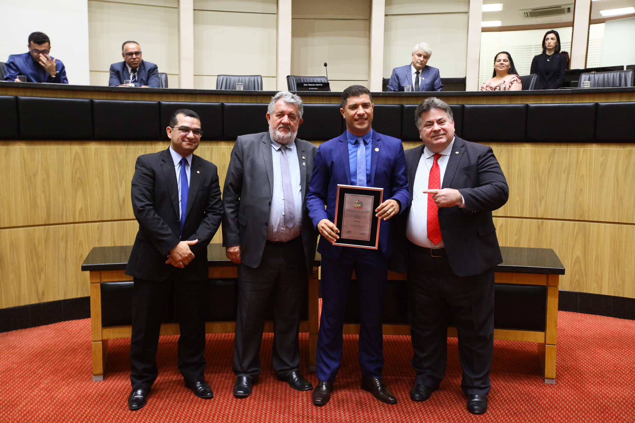 Sessão Especial em homenagem aos 27 anos da Igreja Visão Missionária