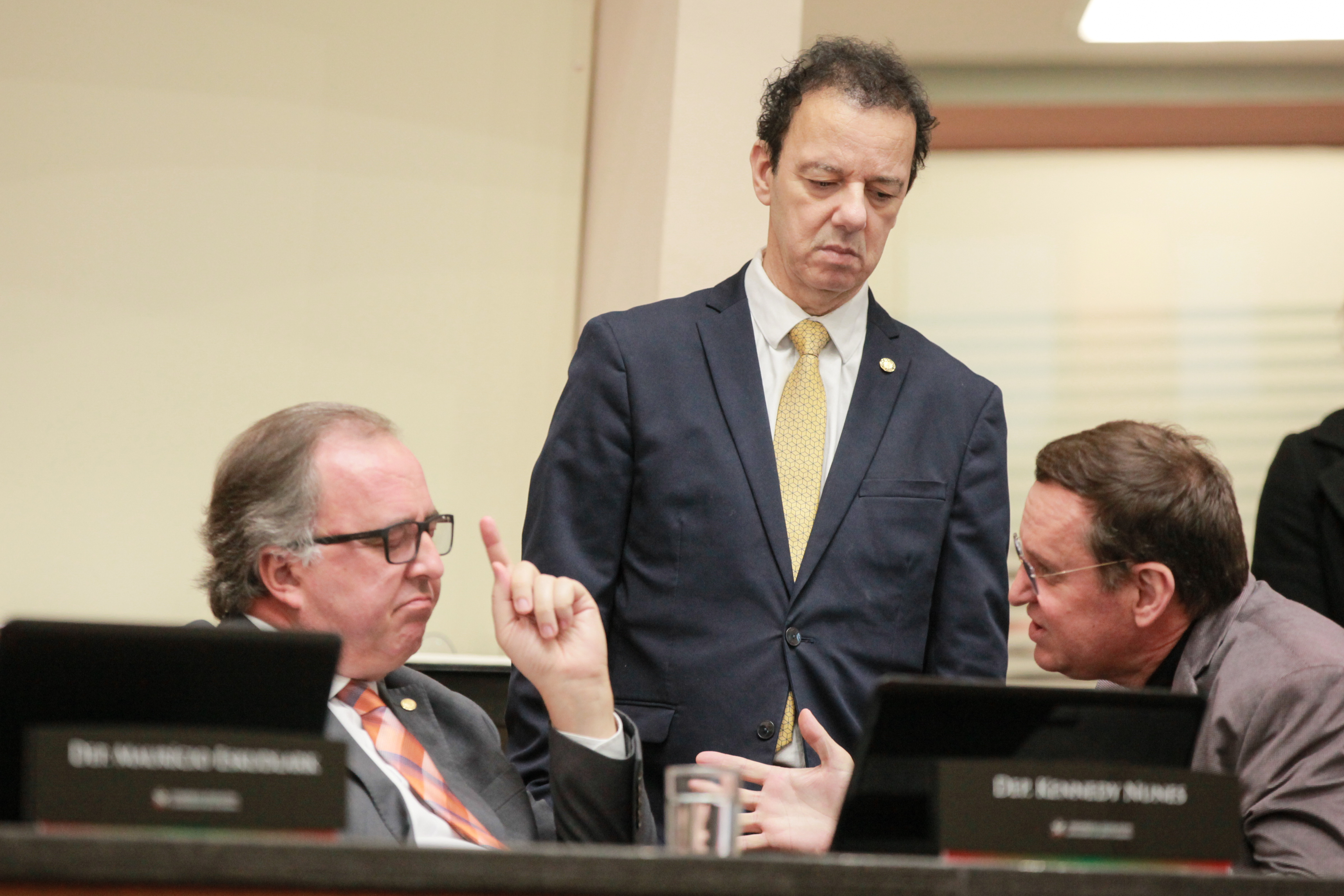 - Deputado Ismael Santos (PSD)