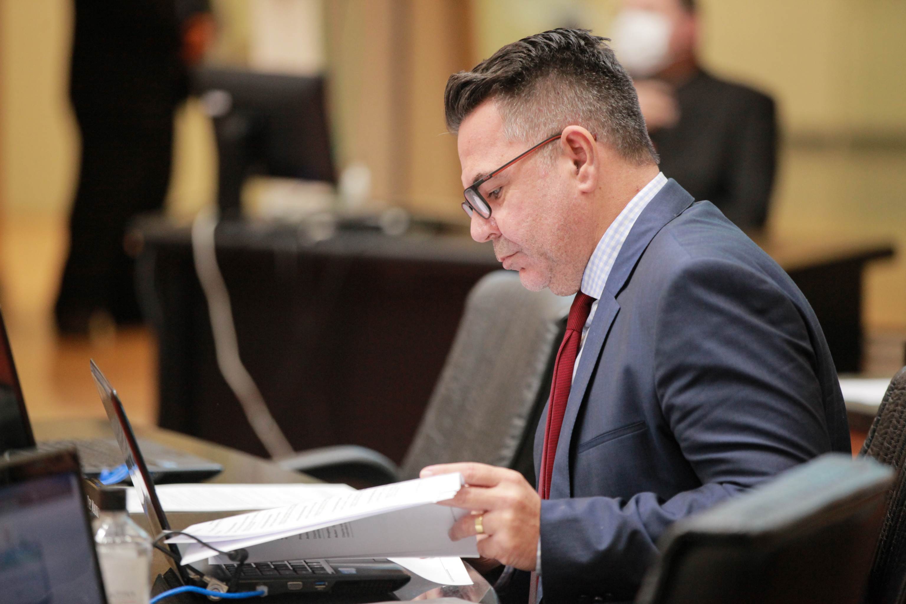- Deputado Luiz Fernando Vampiro  (MDB)