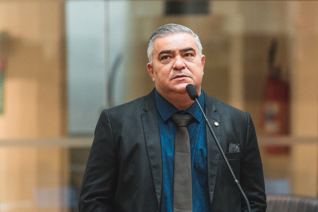 Deputado cobra critério para governo distribuir policiais pelos municípios do Estado