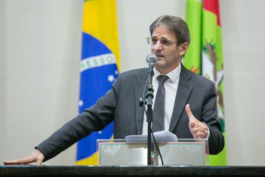 Deputado Neodi Saretta