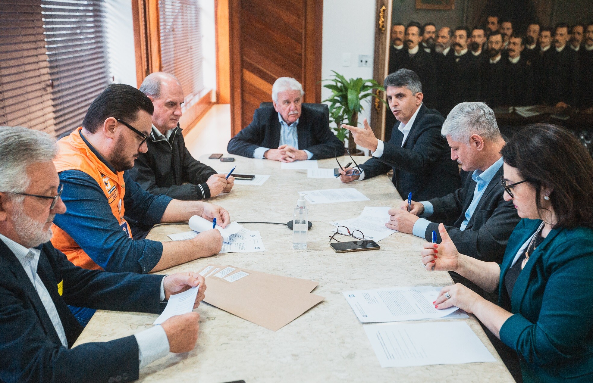 Deputado Moacir Sopelsa e lideranças de Concórdia