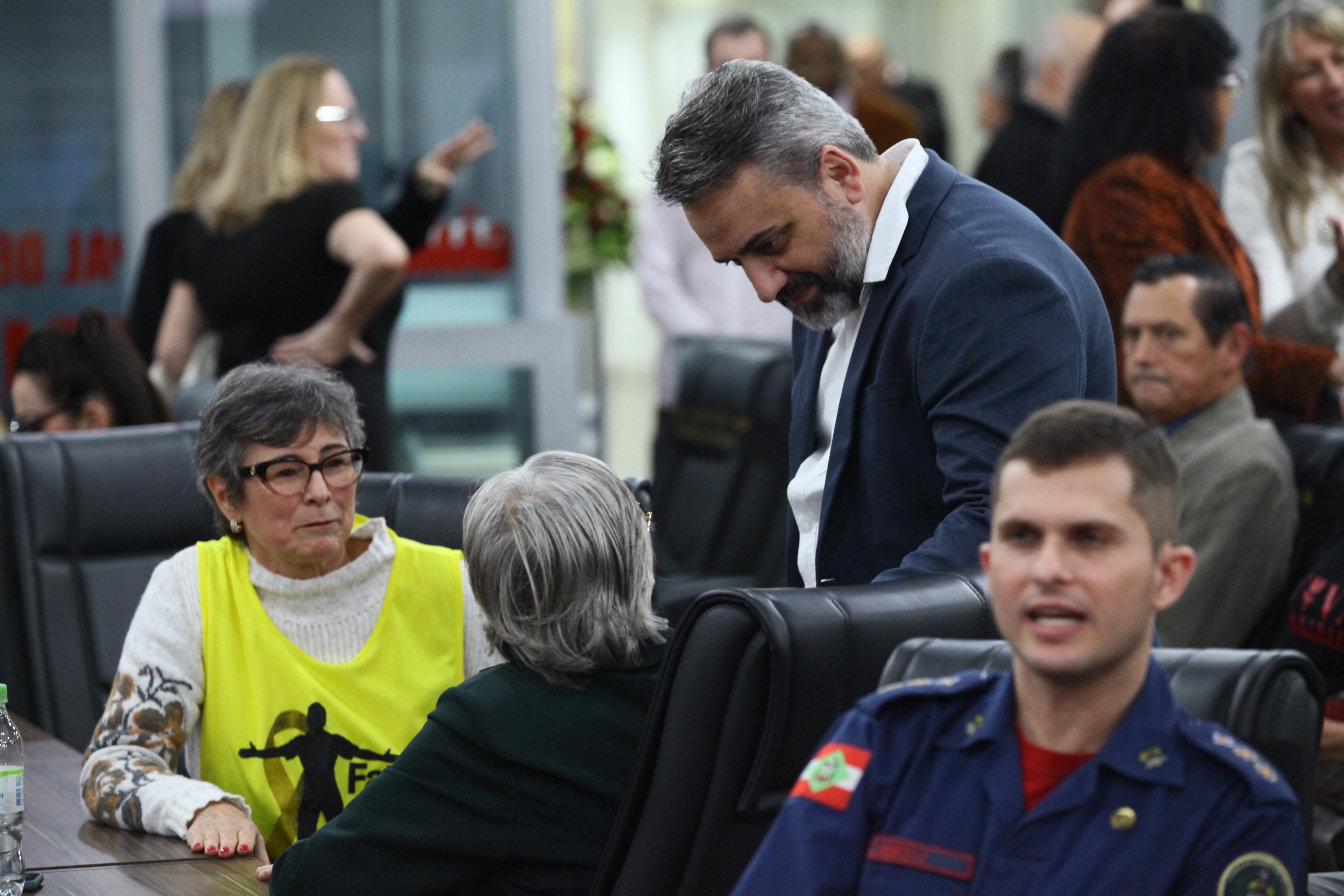 Sessão Solene em homenagem as entidades, associações, personalidades e lideranças de Blumenau