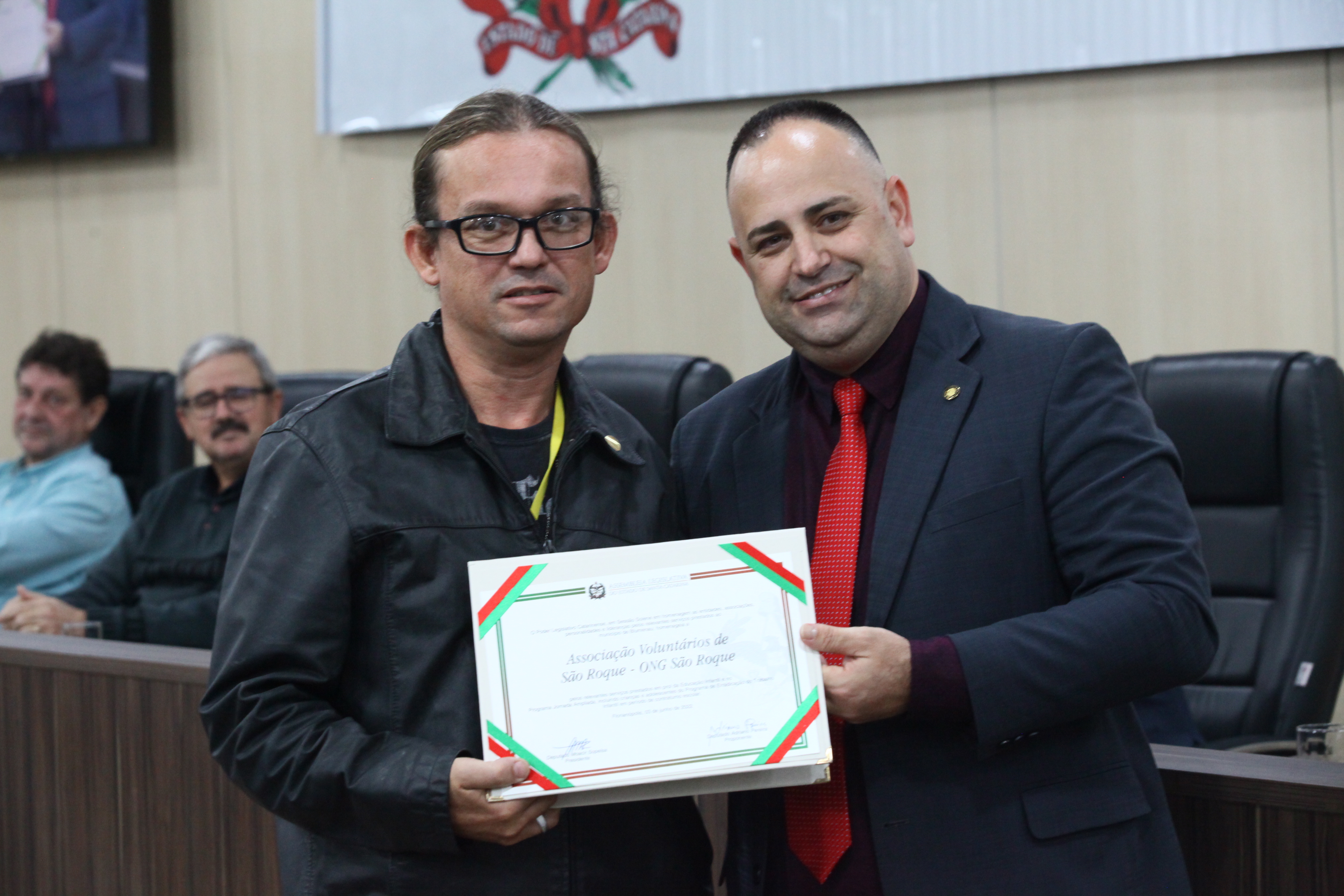 Sessão Solene em homenagem as entidades, associações, personalidades e lideranças de Blumenau