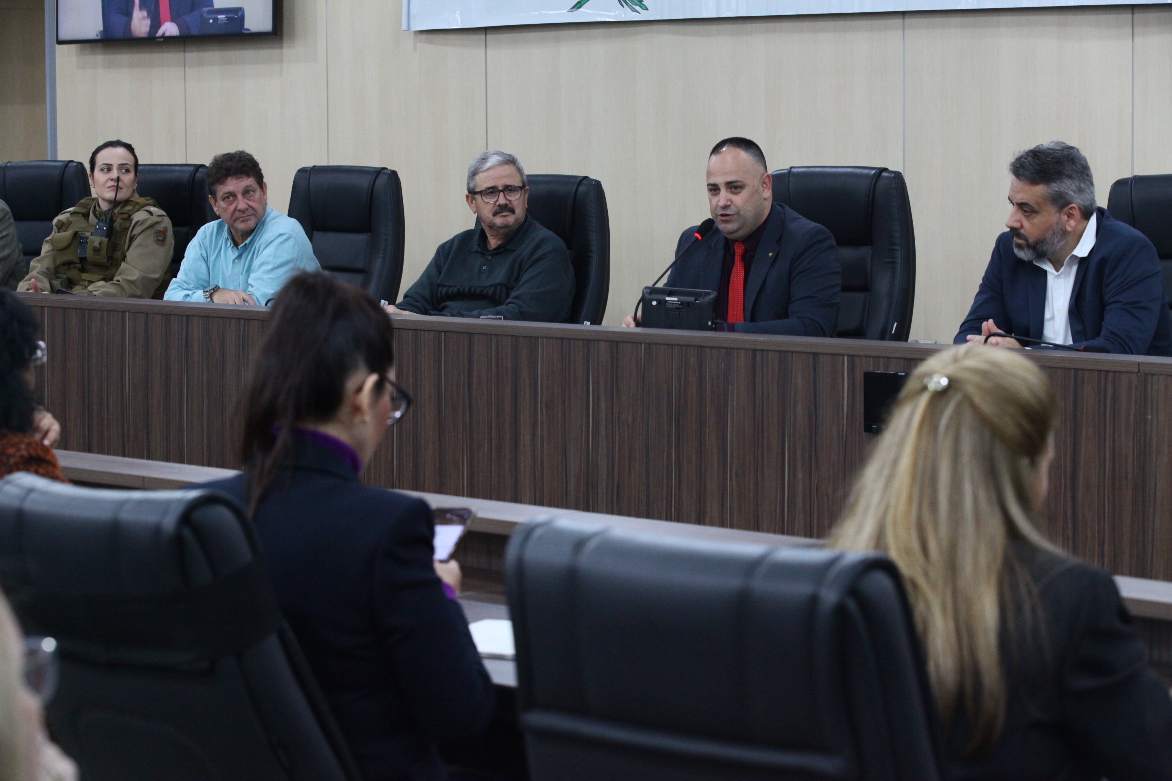 Sessão Solene em homenagem as entidades, associações, personalidades e lideranças de Blumenau