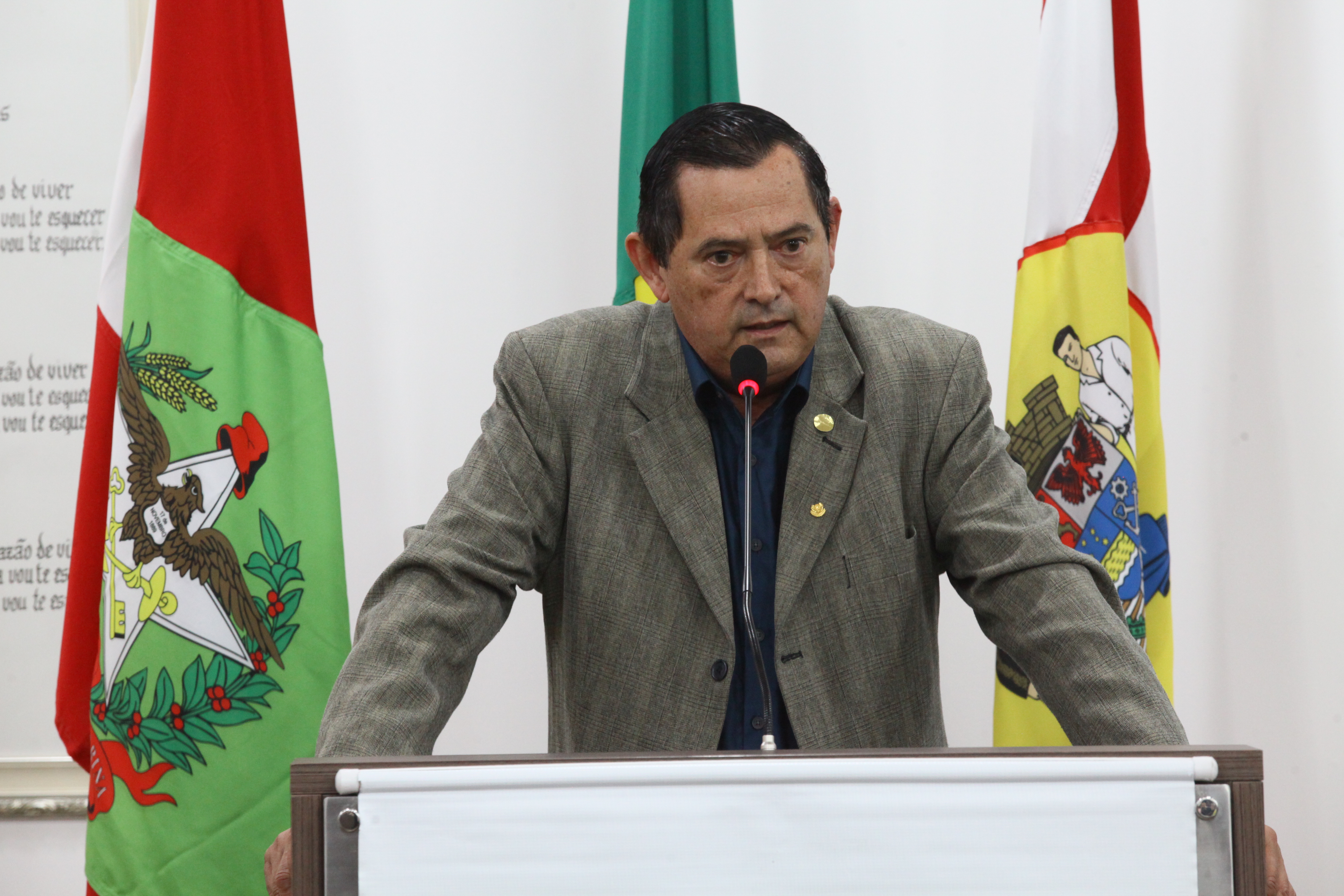 Sessão Solene em homenagem as entidades, associações, personalidades e lideranças de Blumenau