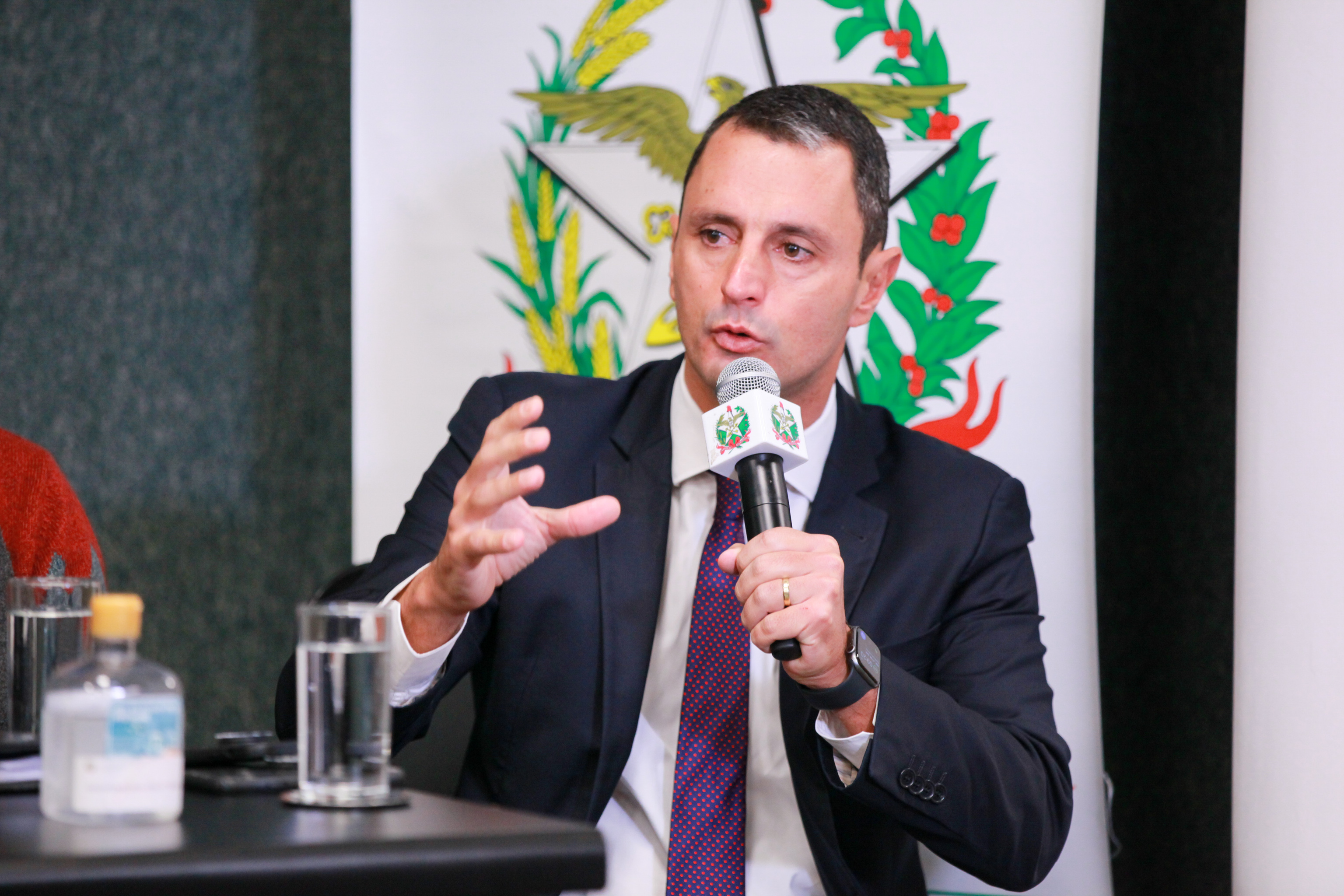 - Deputado João Amin (PP)