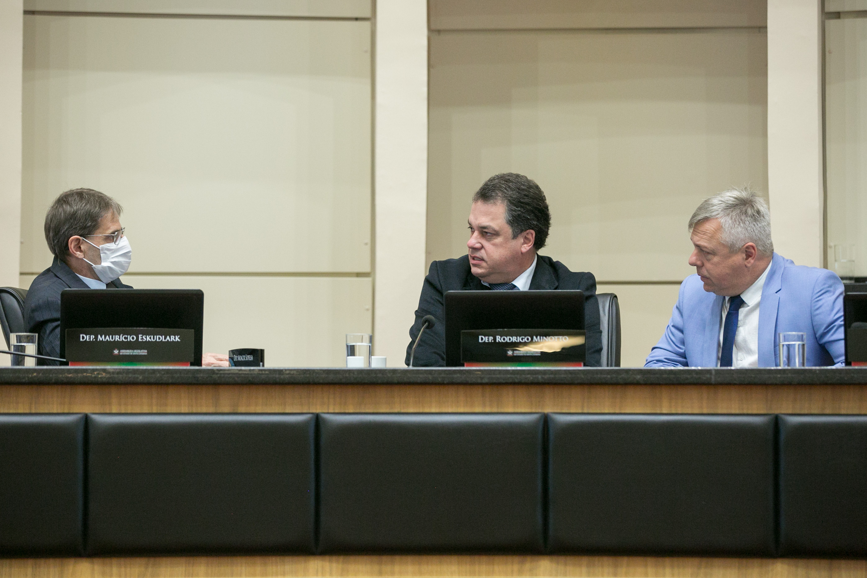 Deputado Neodi Saretta (PT), Deputado Rodrigo Minotto (PDT) e Deputado Fabiano da Luz (PT)