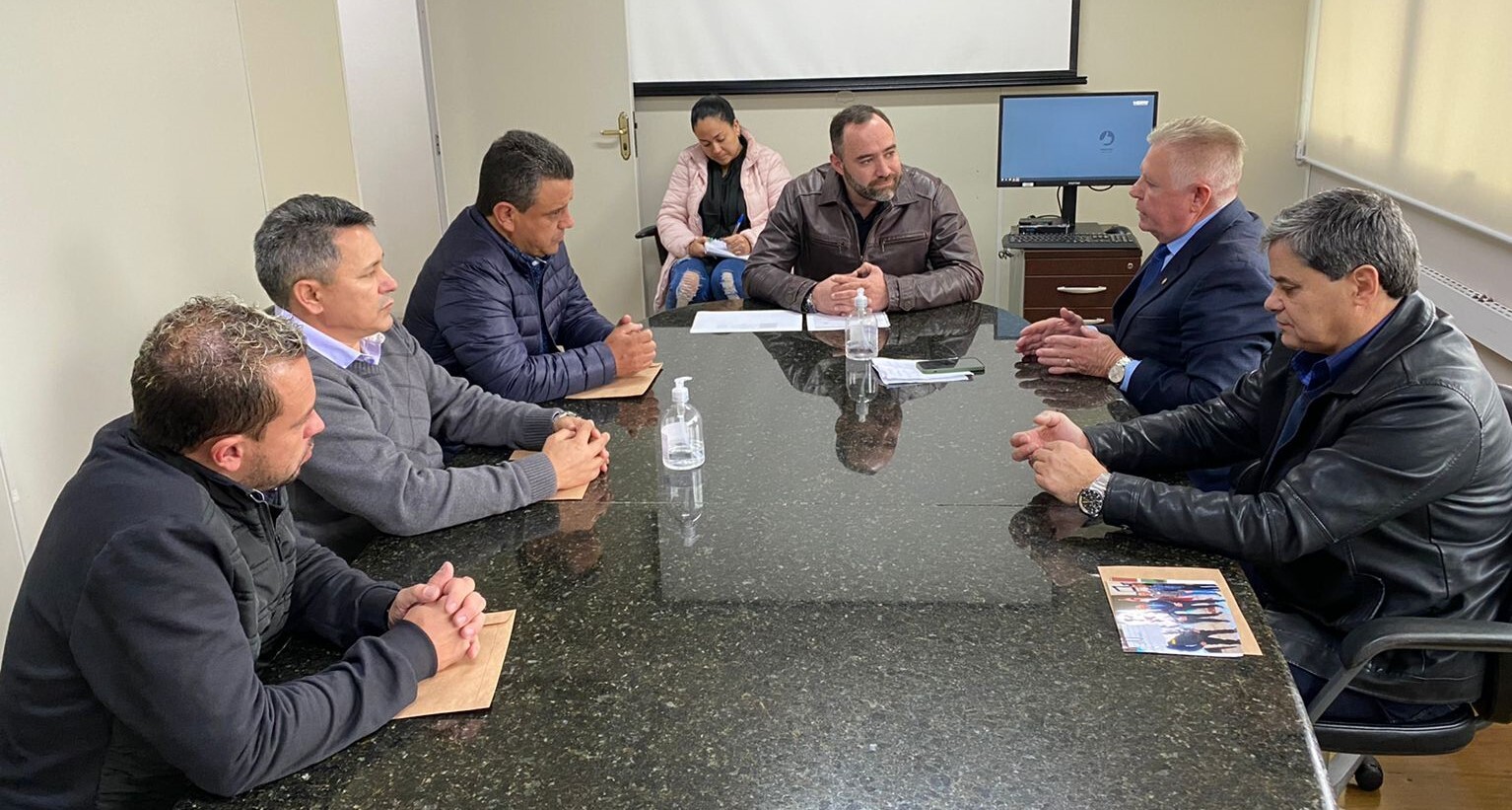 Berlanda leva demandas dos Hospitais de Lages e Santa Cecília à Secretaria de Saúde