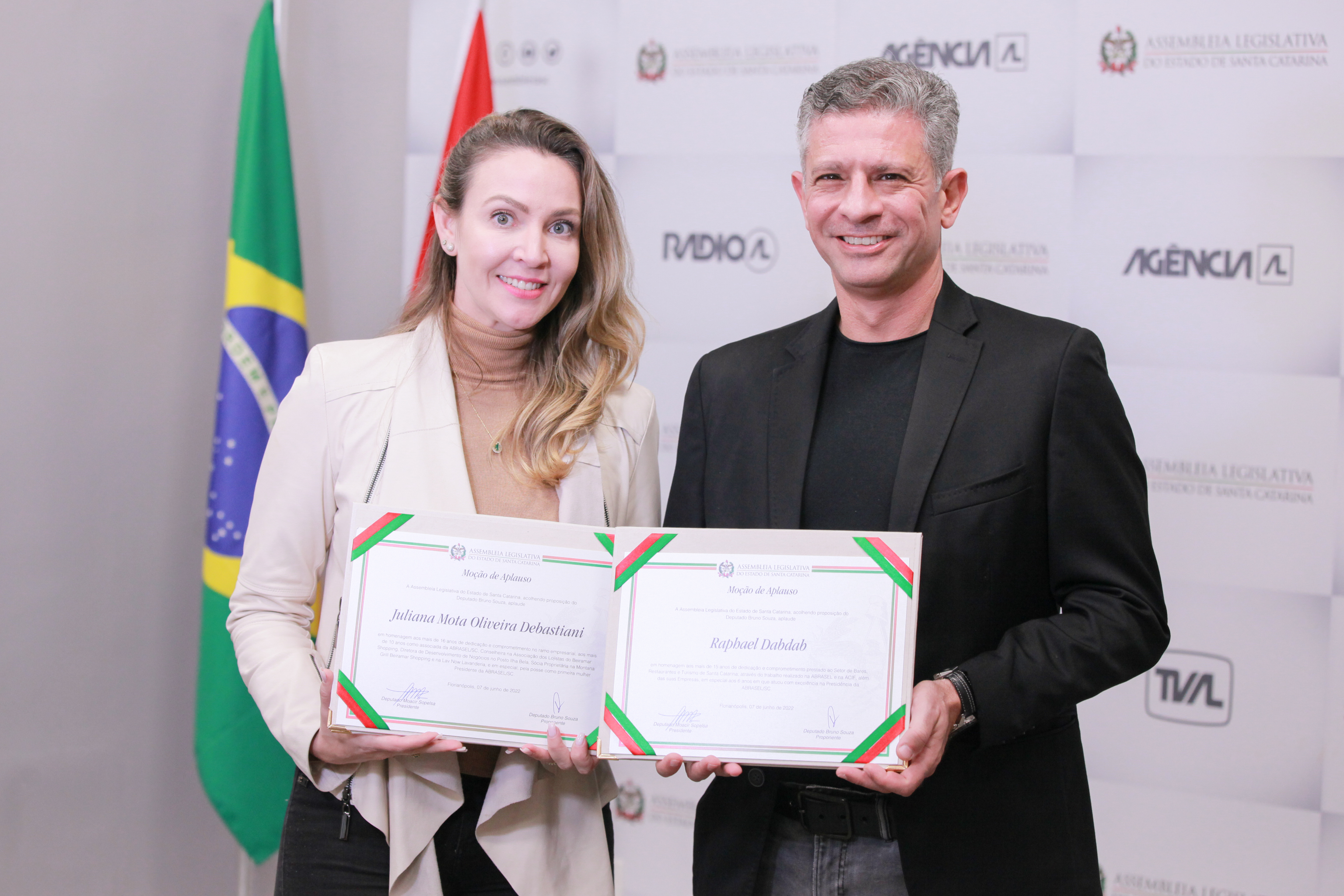 Alesc homenageia presidentes da ABRASEL