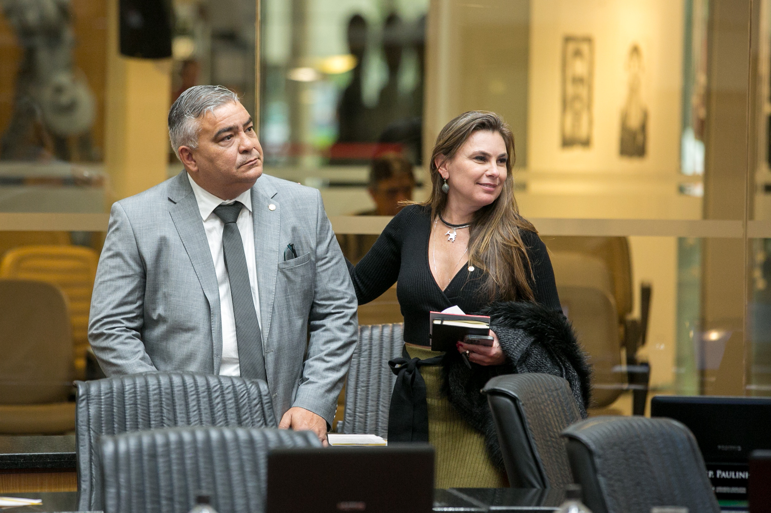 Deputado Sargento Lima (PL) e Deputada Paulinha (Podemos)