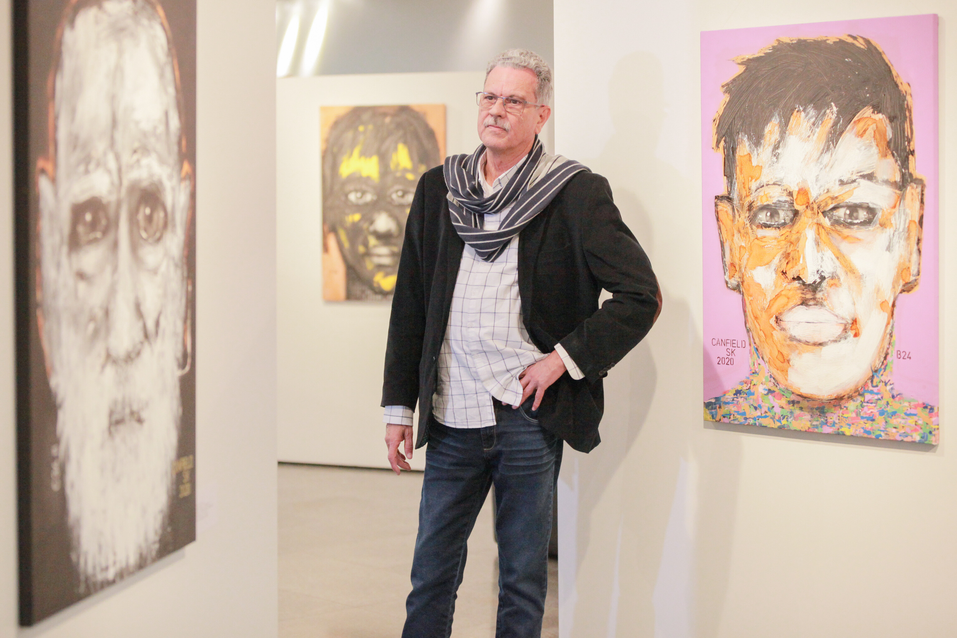 Sérgio Canfield, artista plástico e médico.