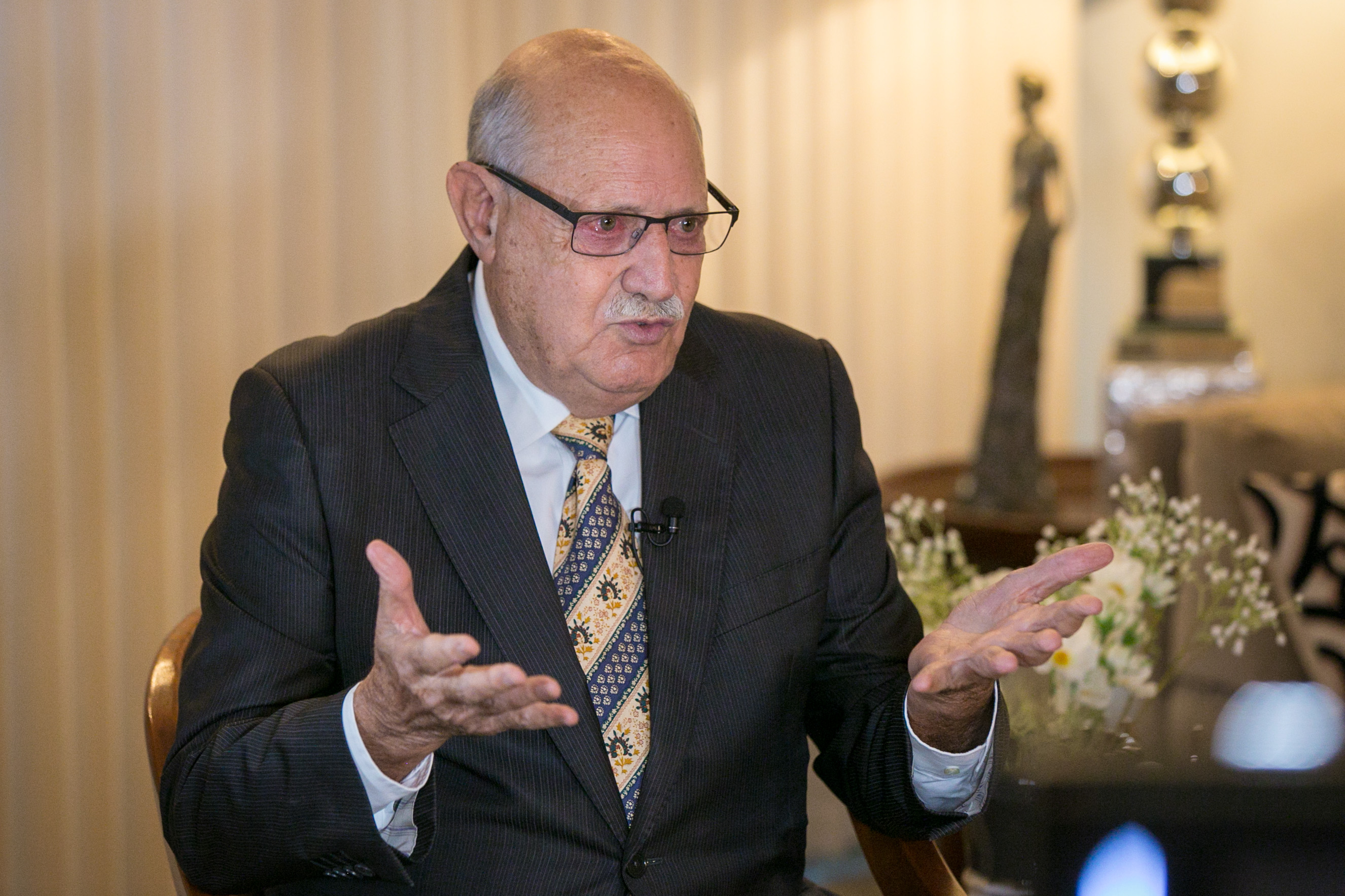 Ex-senador Neuto de Conto
