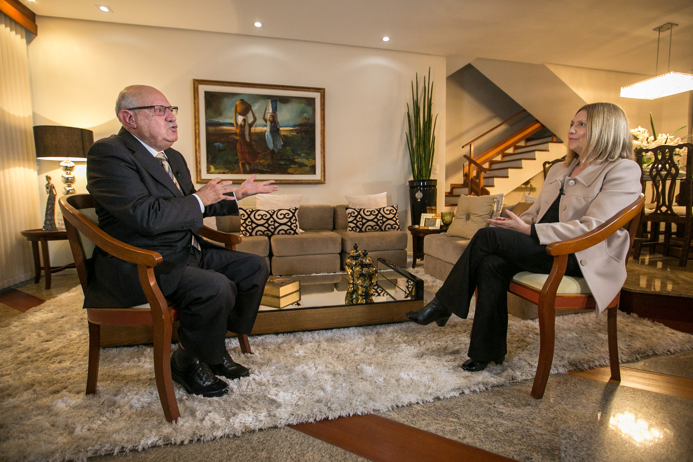 Ex-senador Neuto de Conto e jornalista Maria Helena Saris