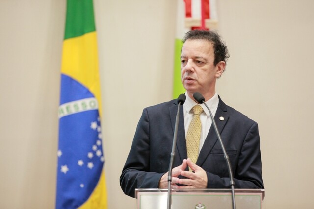 Deputado Ismael dos Santos.