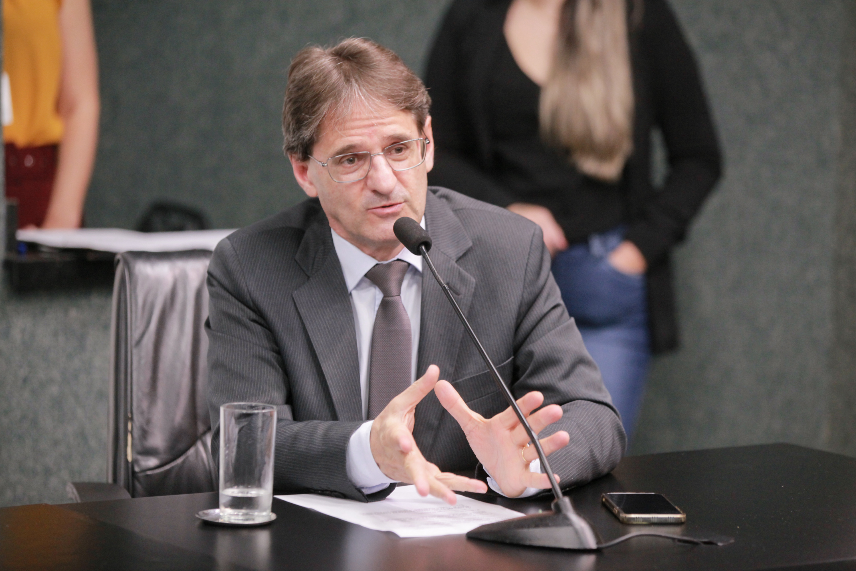 - Deputado Neodi Saretta (PT)