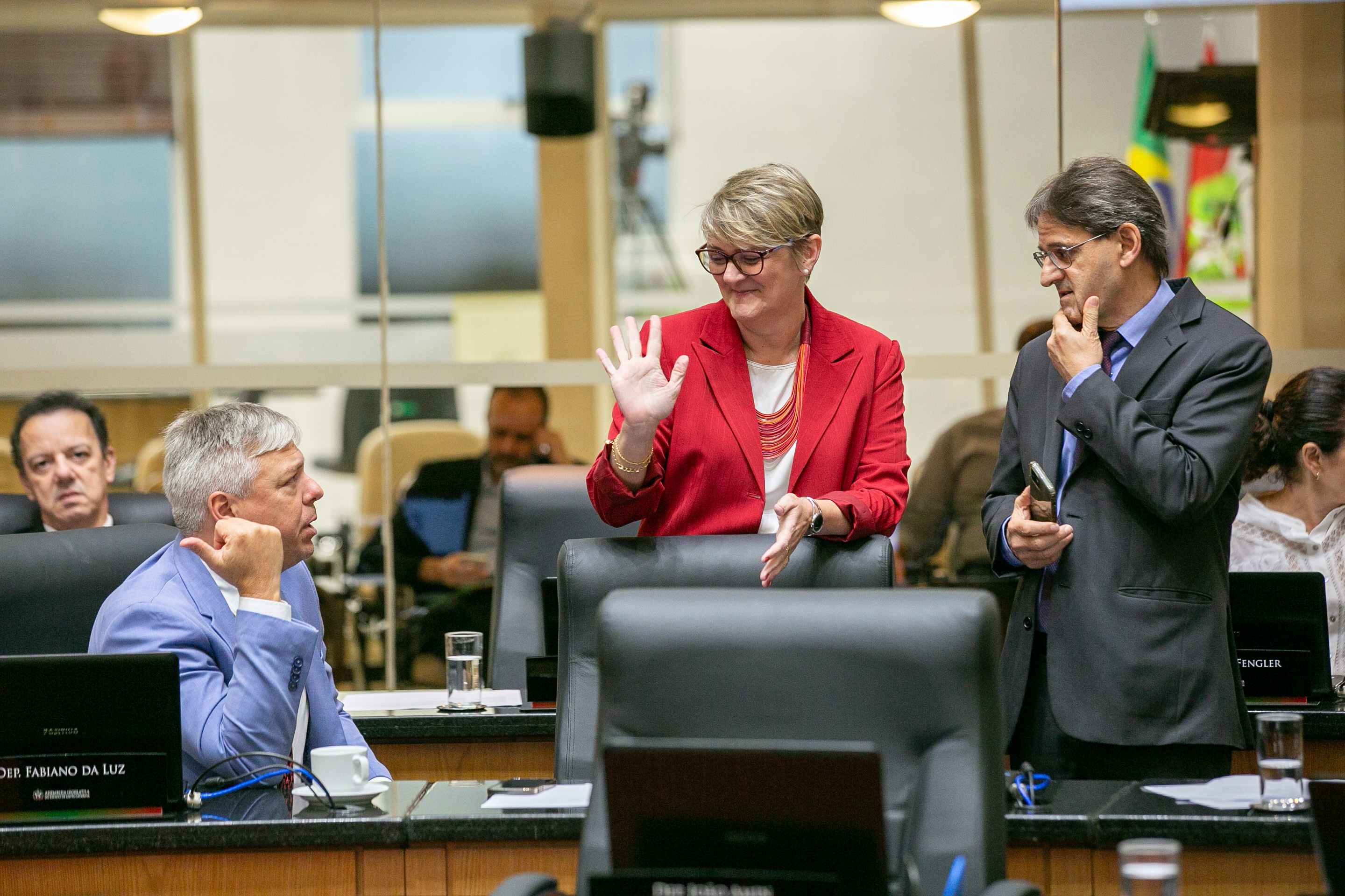 Deputado Fabiano da Luz (PT), 
Deputada Luciane Carminatti (PT) e 
Deputado Neodi Saretta (PT)