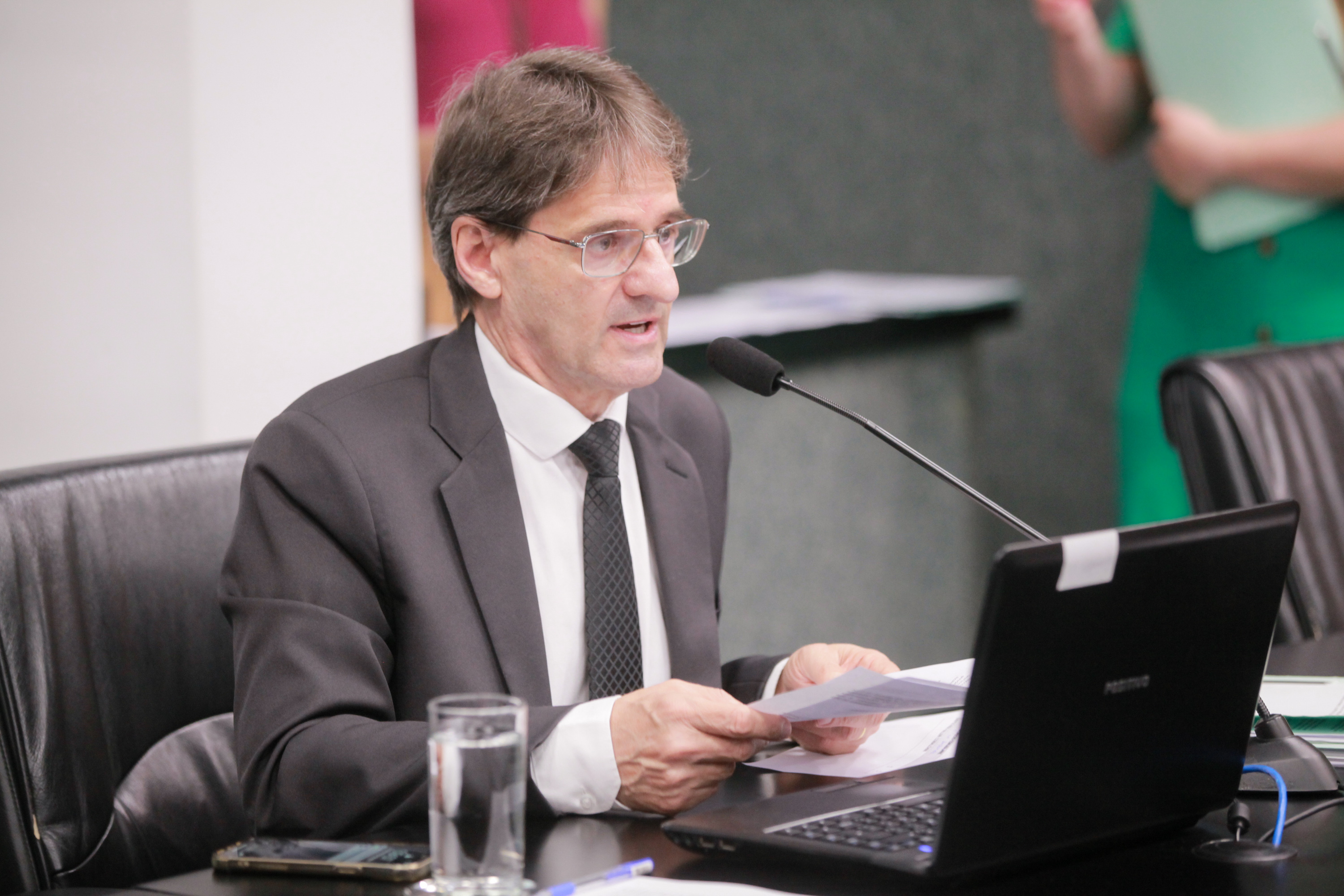- Deputado Neodi Saretta (PT)