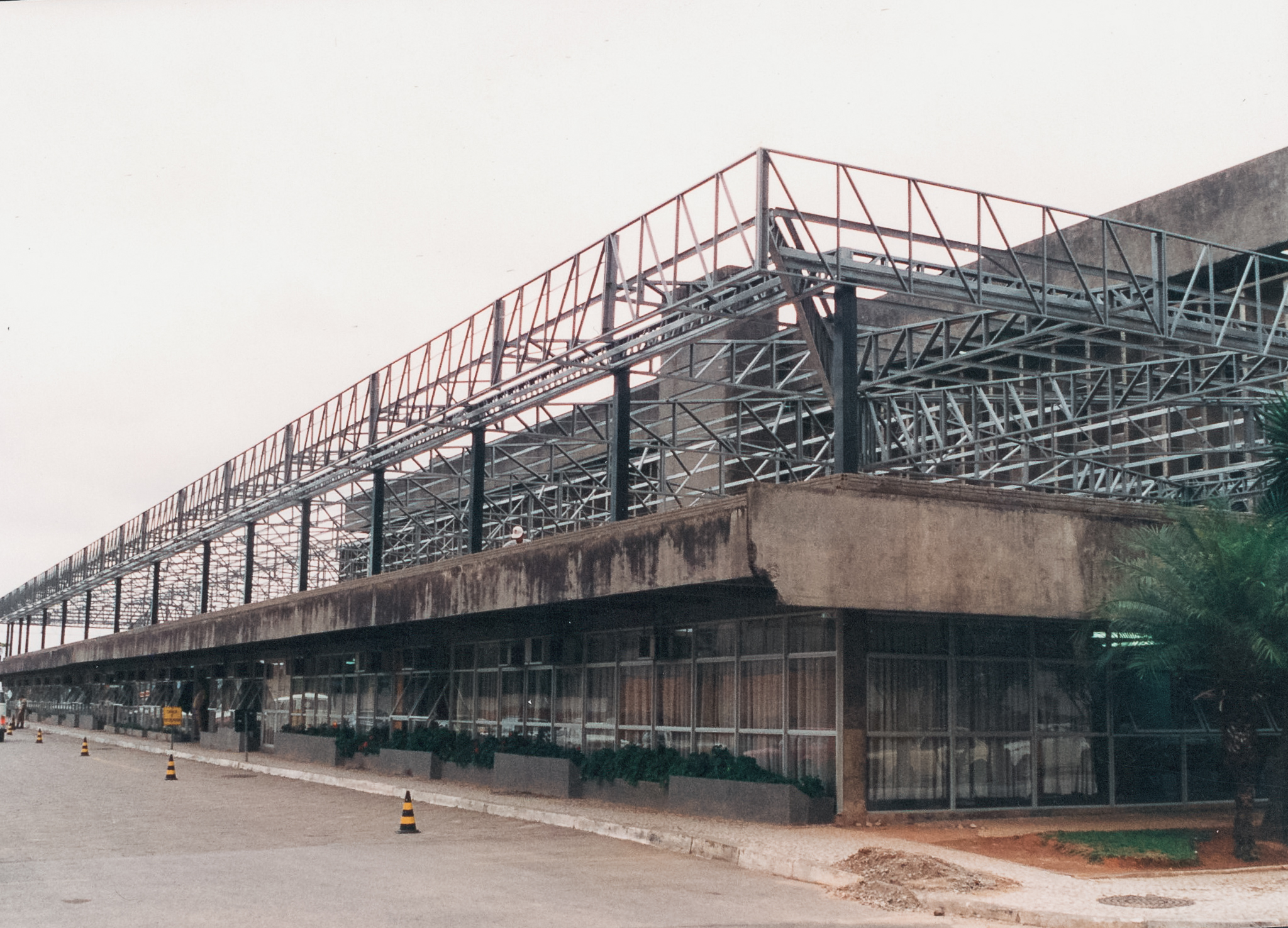 Construção da parte superior do Anexo.