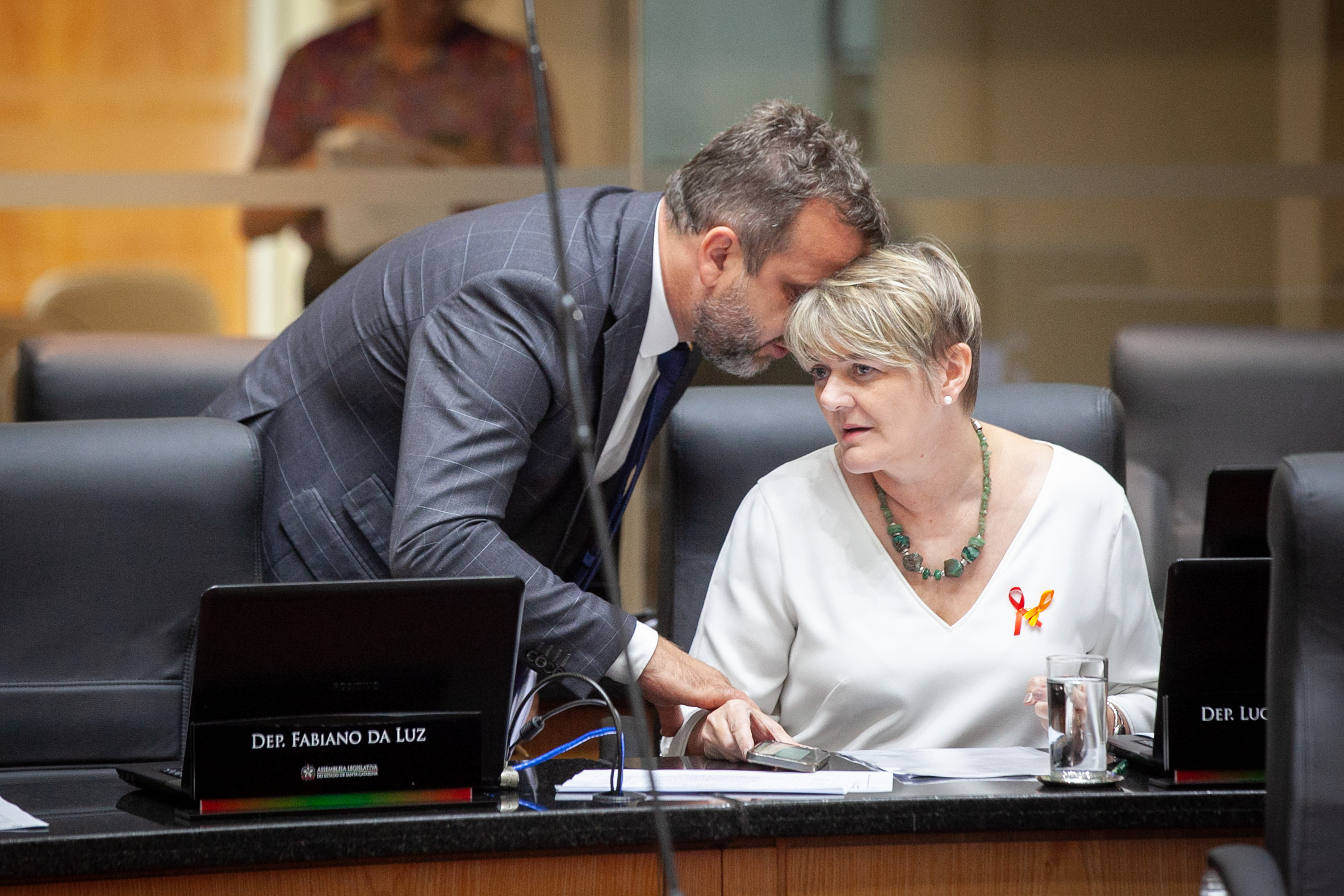 Deputado Jerry Comper (MDB) e Deputada Luciane Carminatti (PT)