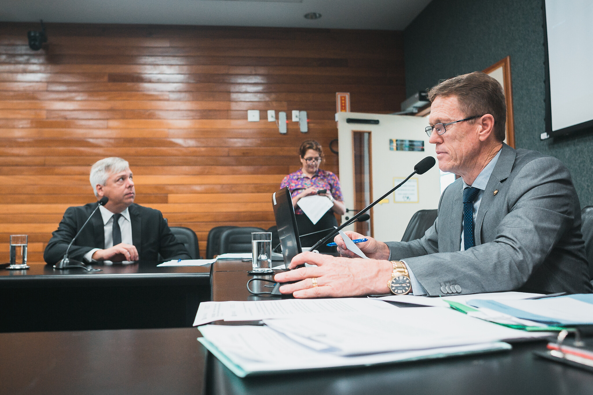 Vai a plenário projeto que dispensa hospitais da apresentação de CND