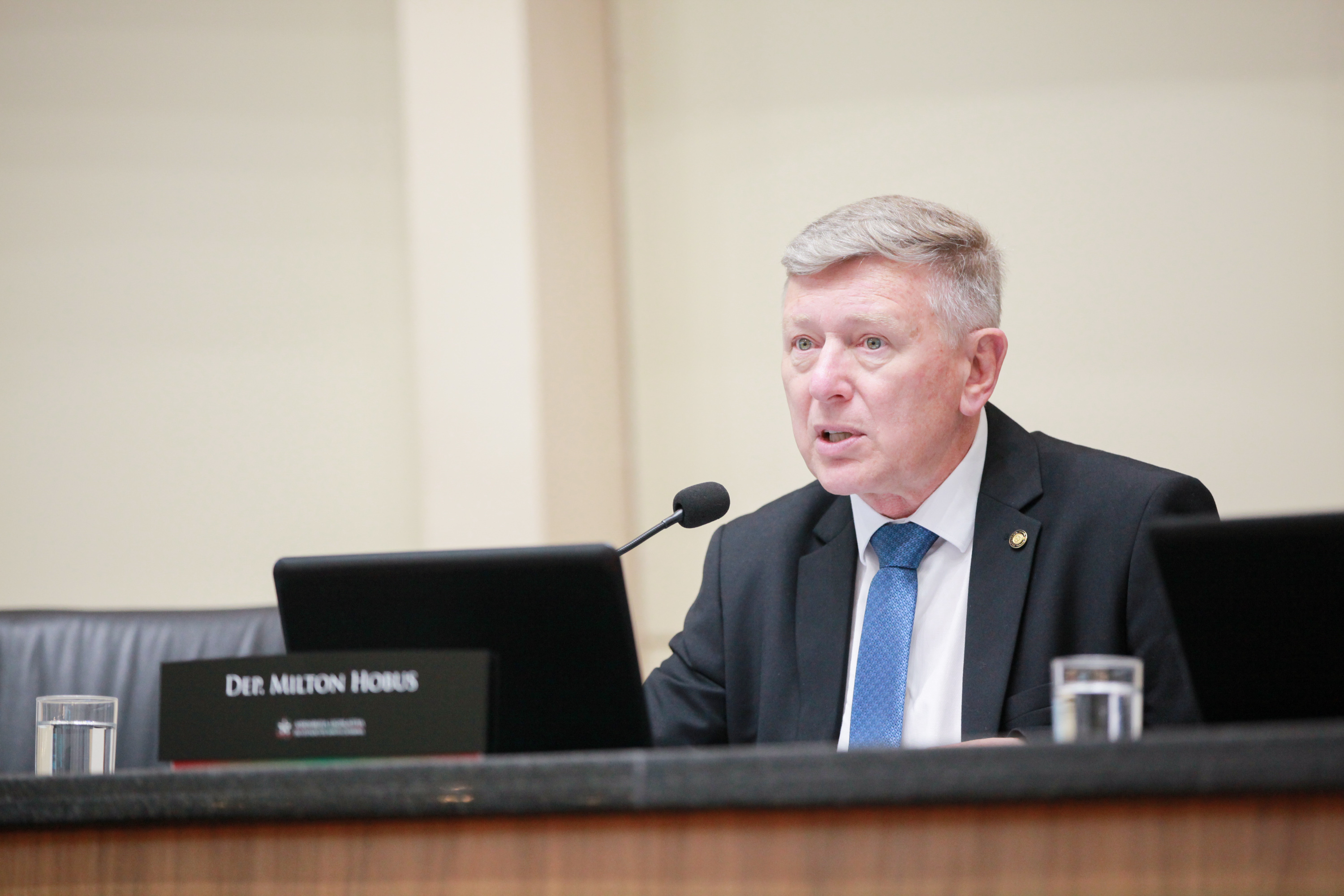 - Deputado Milton Hobus (PSD)