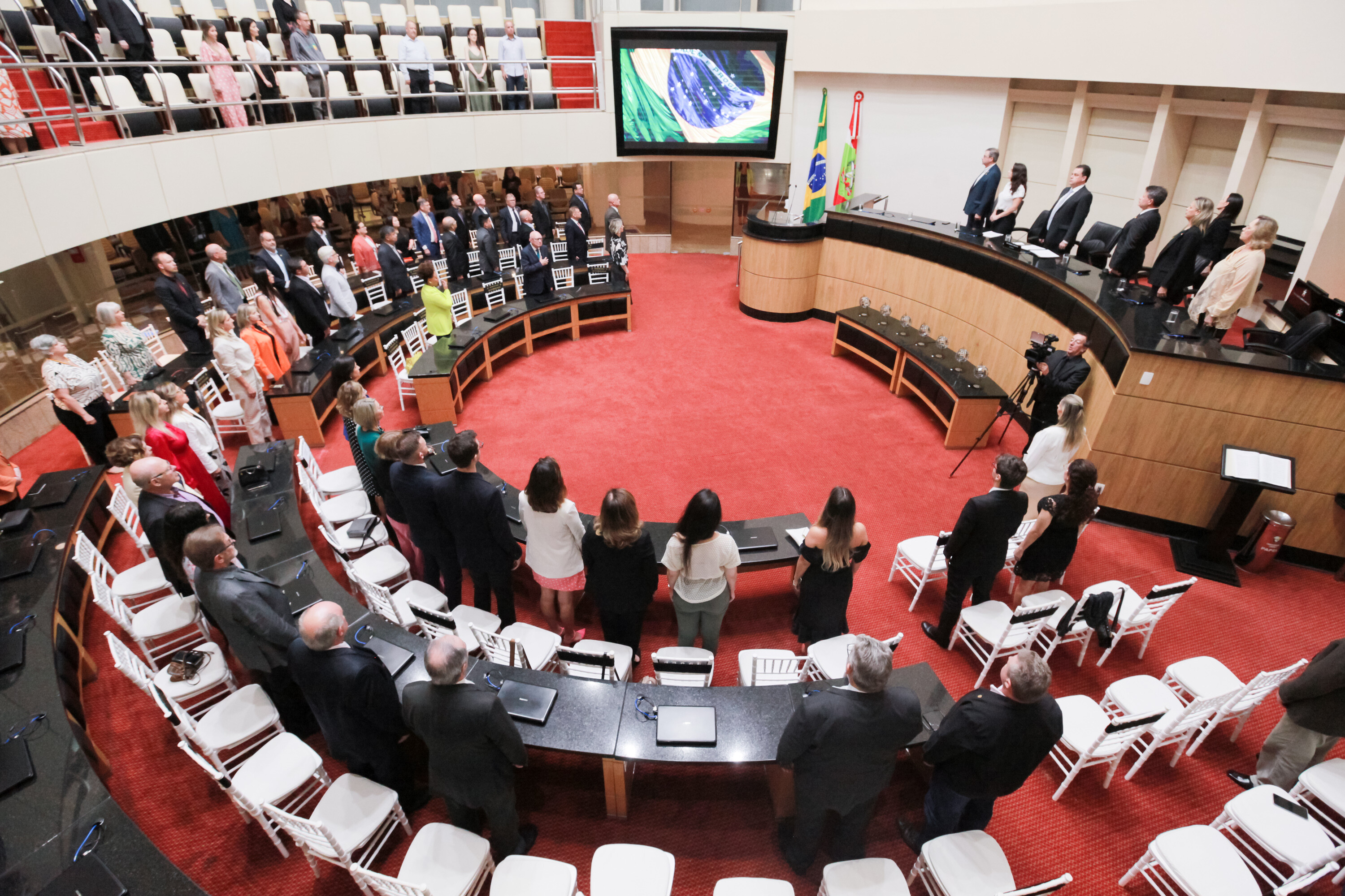 Cerimônia de premiação foi realizada no Plenário da Assembleia Legislativa.