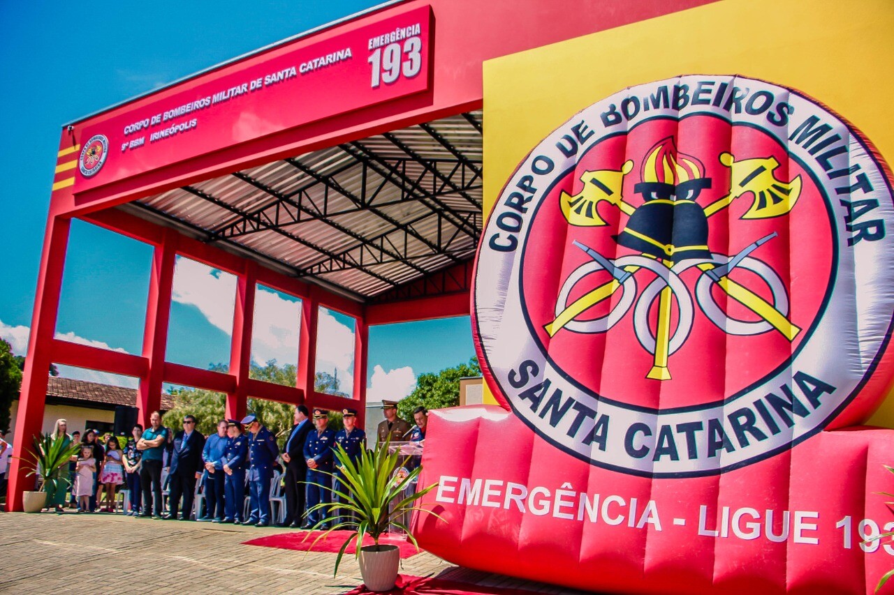 Com emenda de Paulinha, Irineópolis inaugura o seu Corpo de Bombeiros