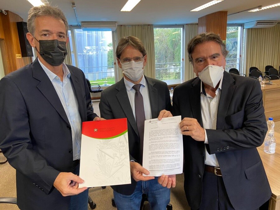 Arthur Chioro e José Temporão, ex-ministros da Saúde, e deputado Neodi Saretta