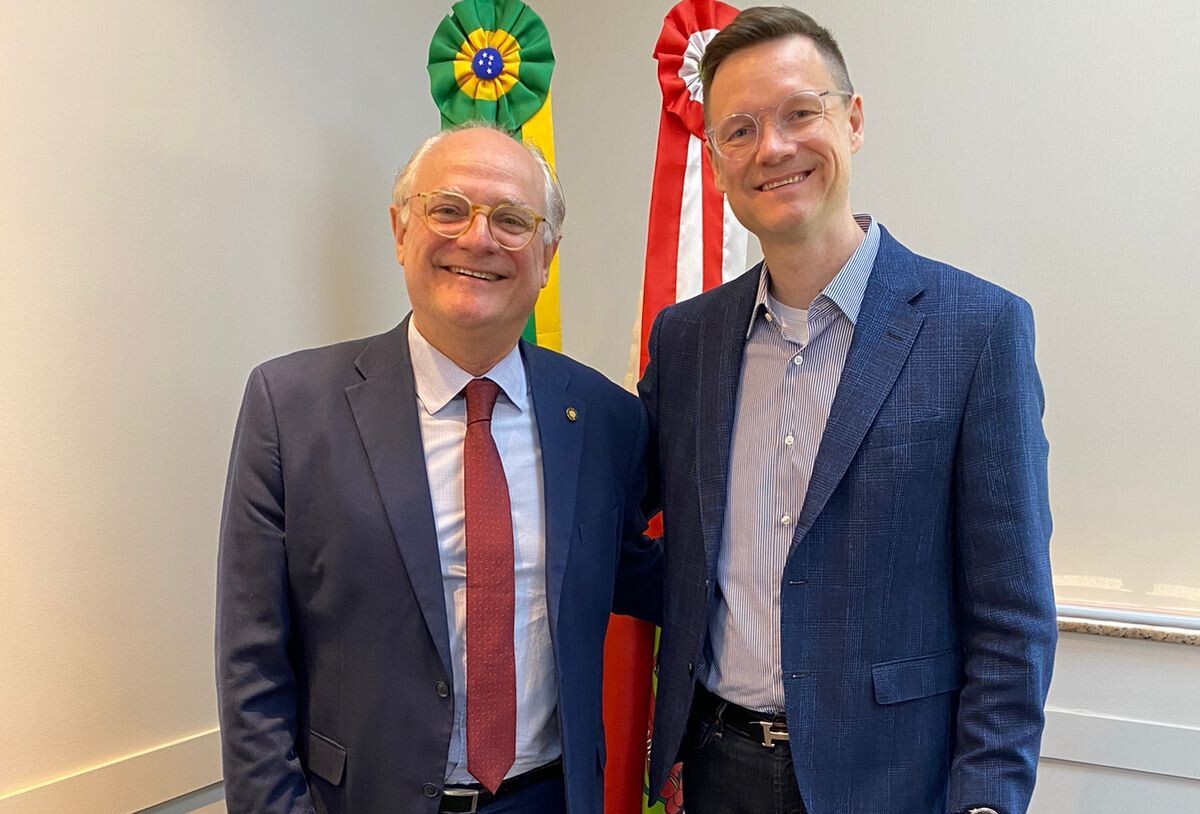 Deputado Dr. Vicente e o secretário de Estado da Fazenda, Cleverson Siewert