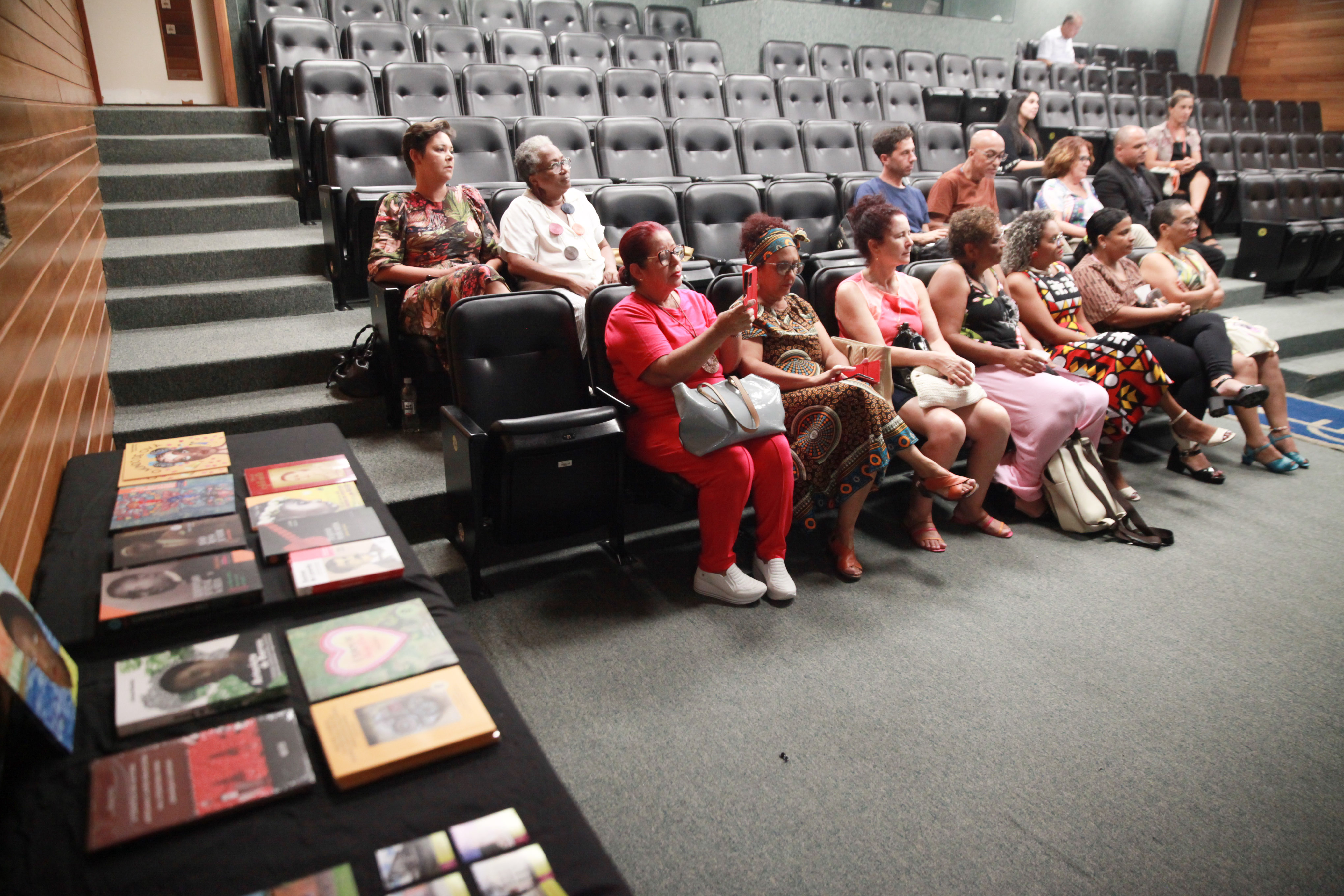 Roda de Conversa com Autoras Negras da Editora Cruz e Souza