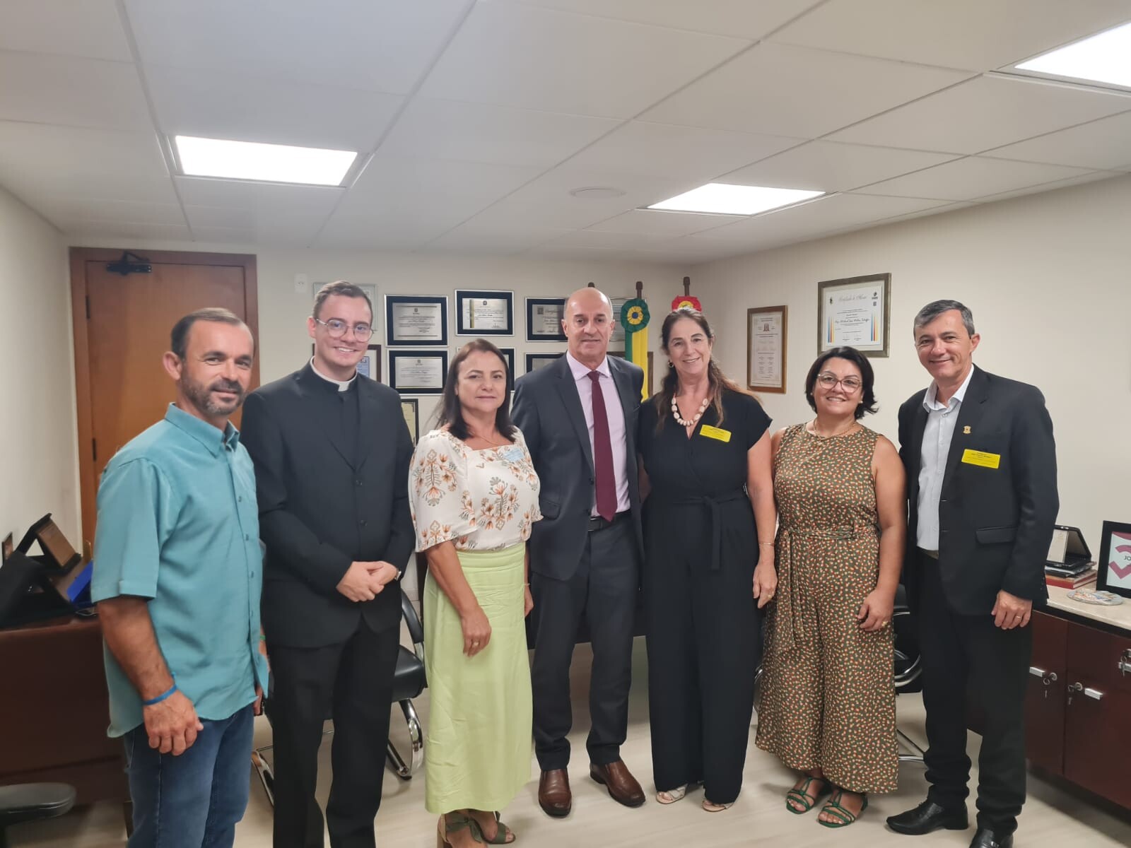 Deputado recebeu lideranças de Sombrio nesta quarta-feira (15). FOTO: Divulgação