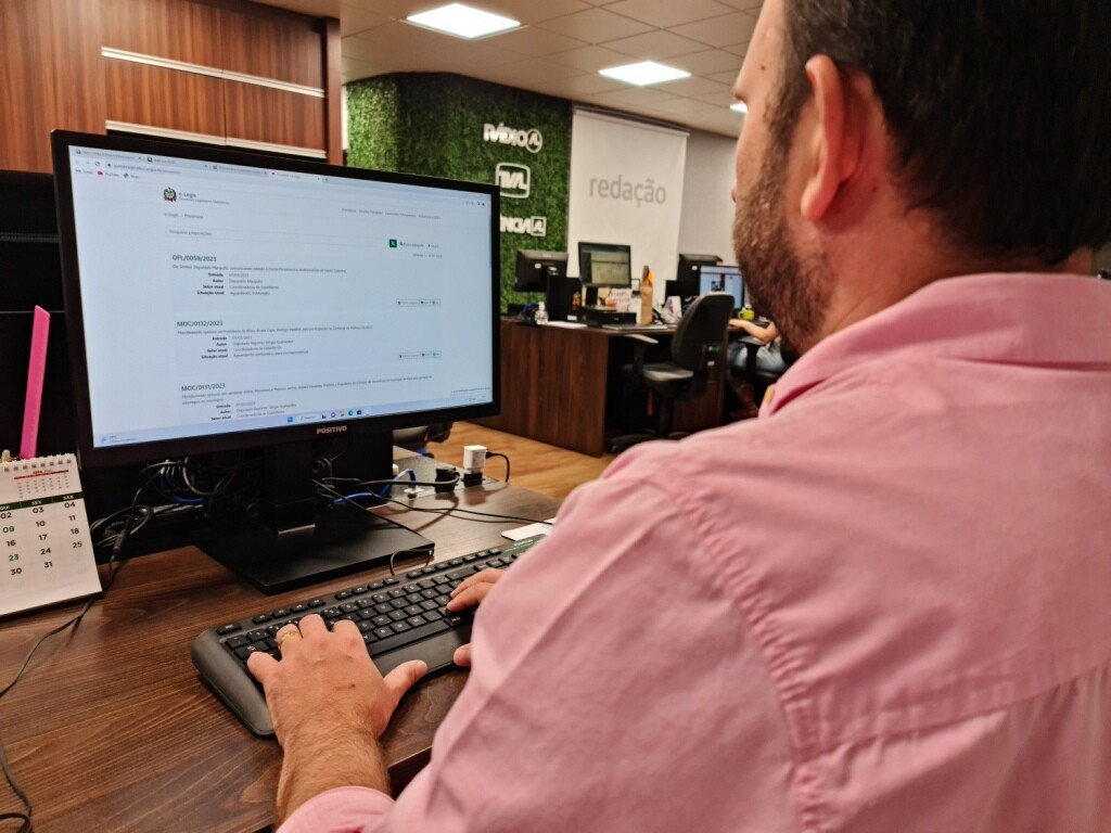 Por meio do Portal Alesc, público pode consultar informações sobre as matérias em tramitação, disponíveis no sistema e-Legis